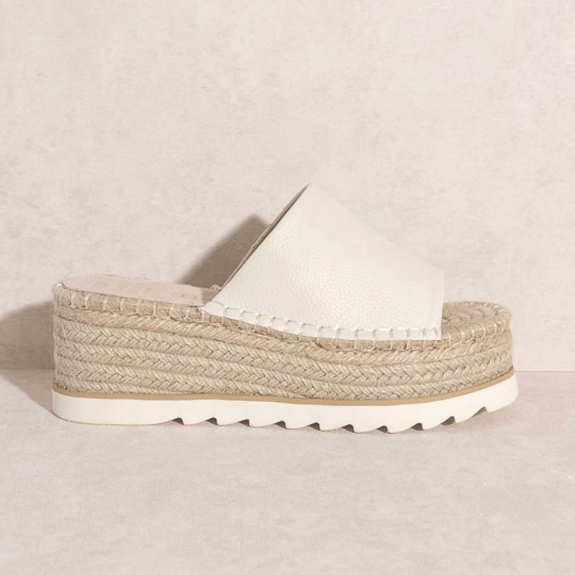 Oasis Society Espadrille Platform Slide (White)