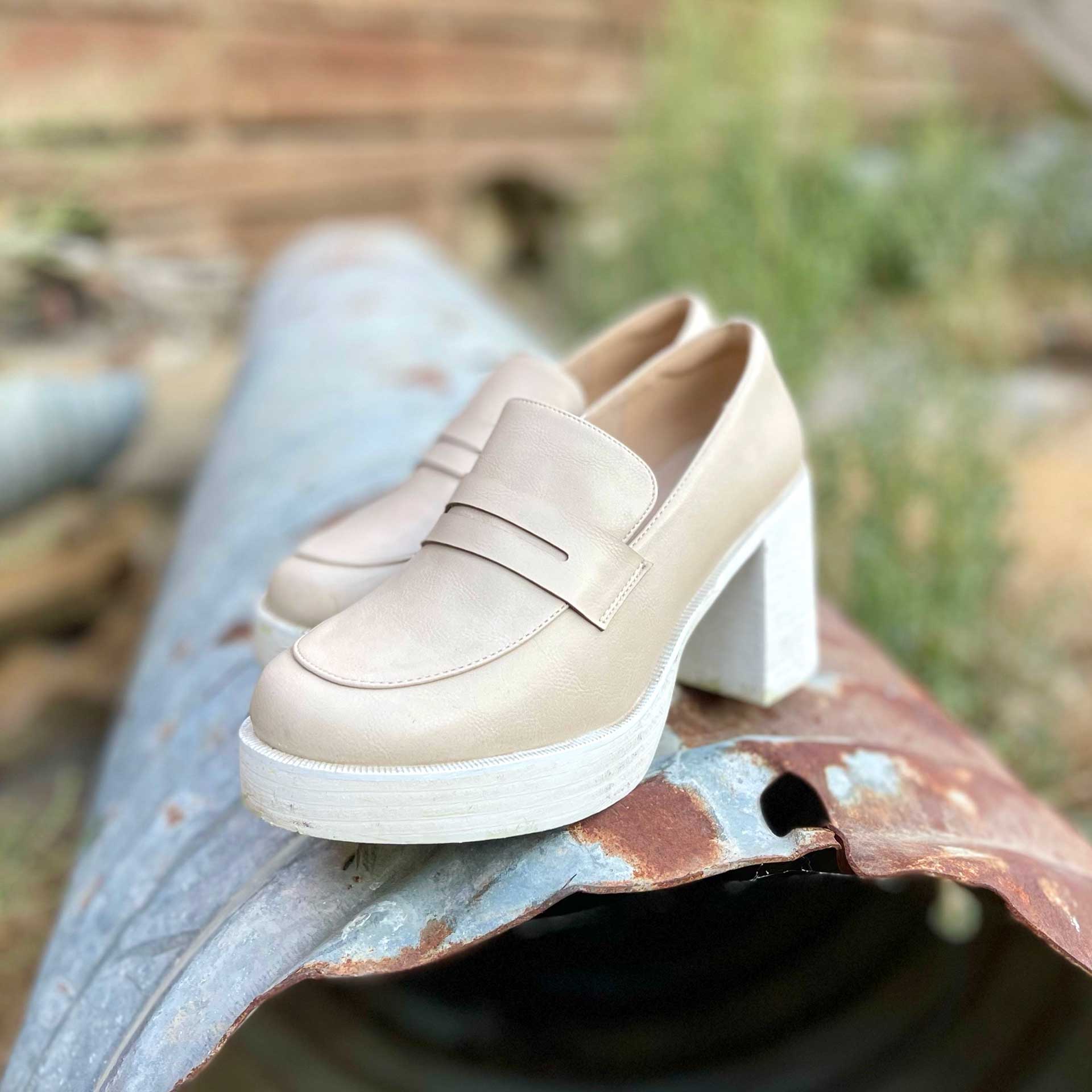 Oasis Society Hannah Platform Penny Loafer