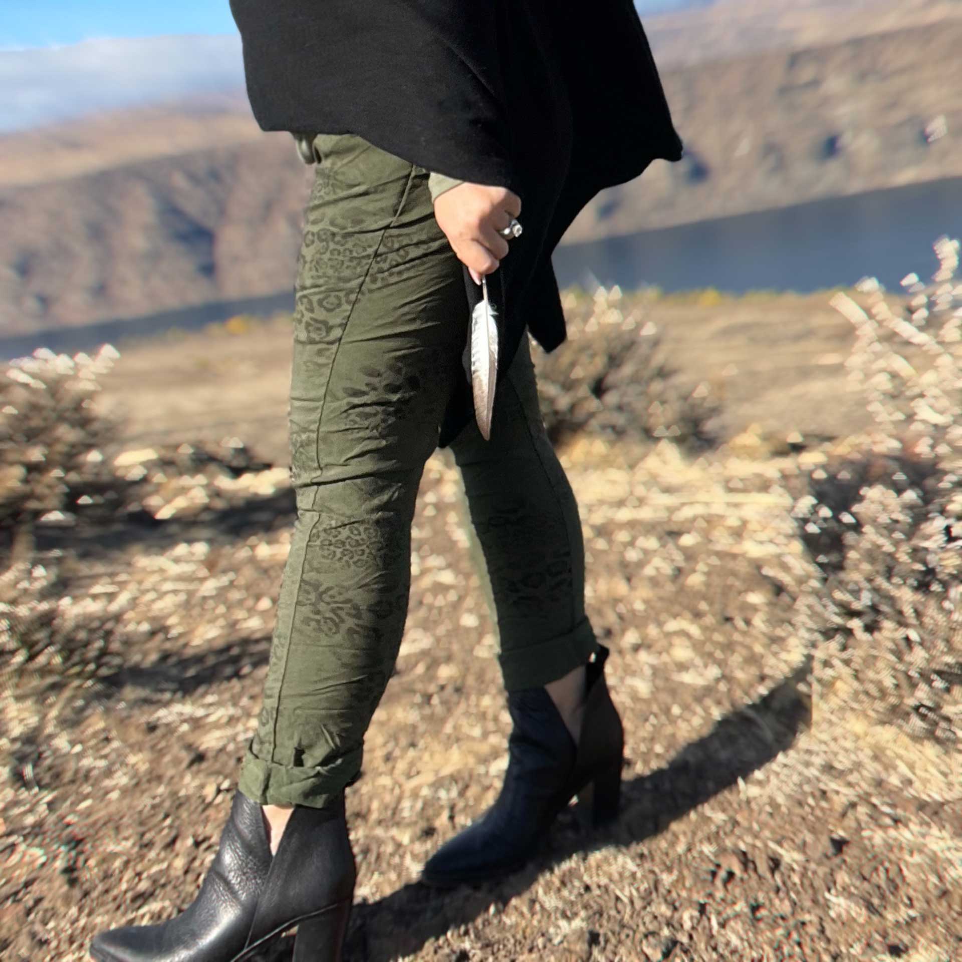 Paloma Cheetah Jogger (Army Green)