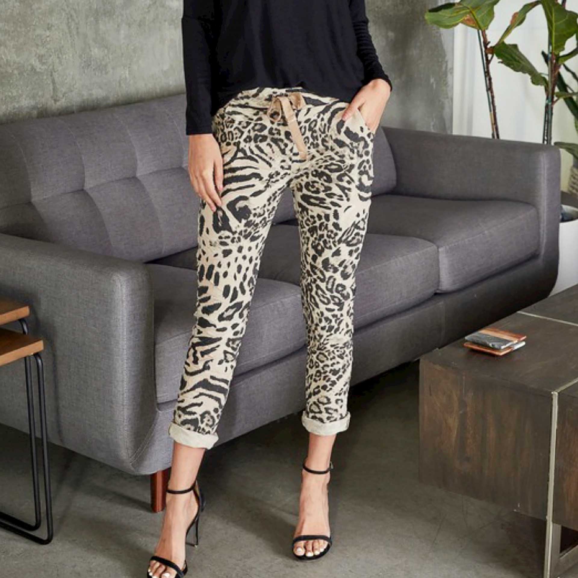 Paloma Cheetah Jogger (Camel)