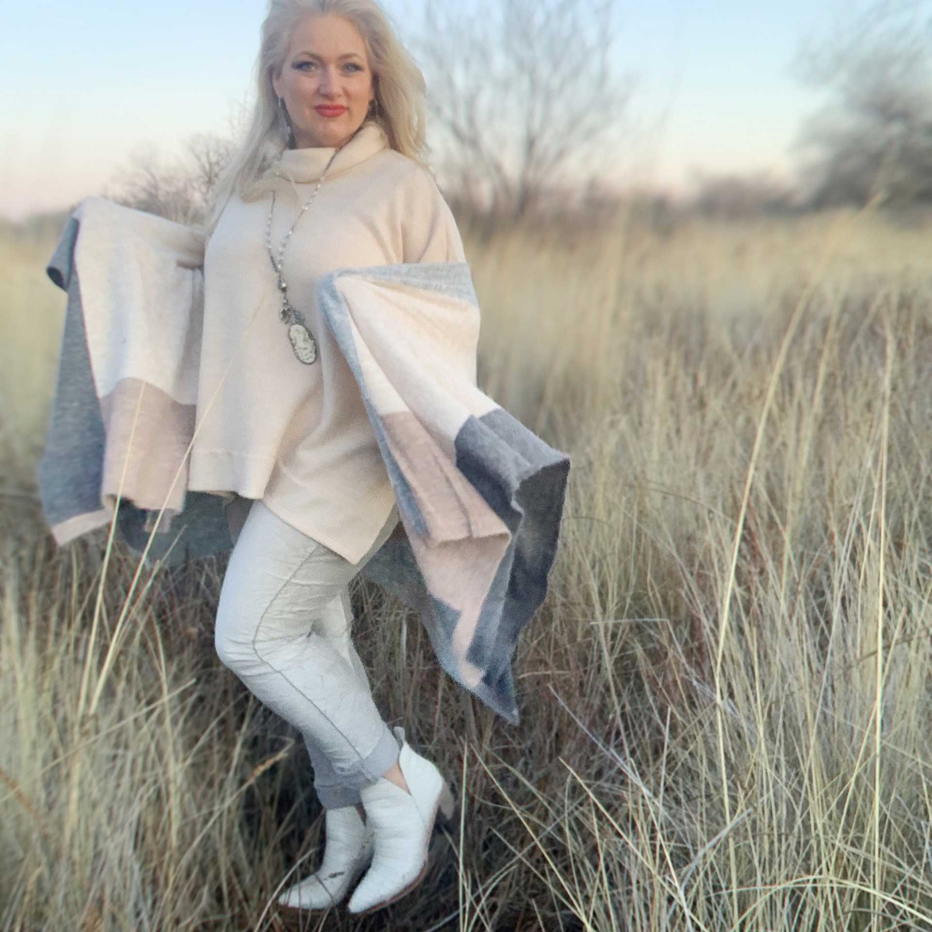 Rebel At Heart Jogger (Antique Beige)