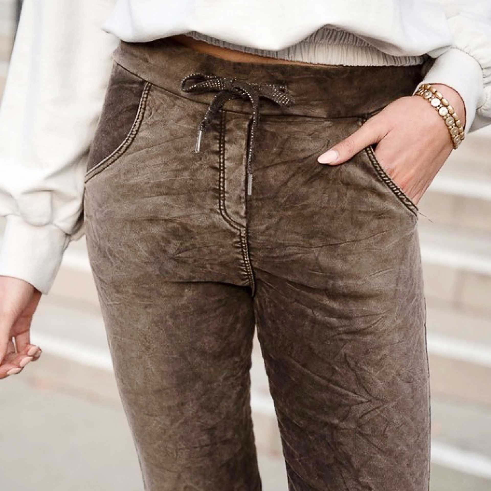 Rebel At Heart Jogger (Mocha Charcoal)