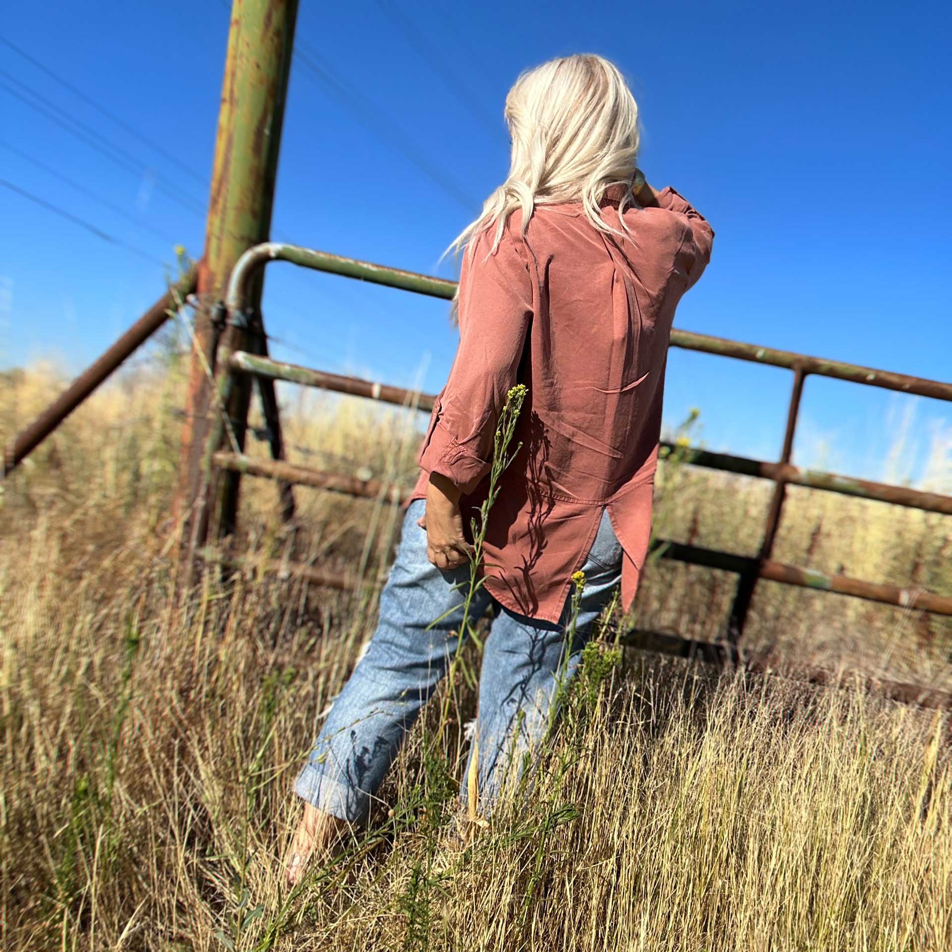 Riley Button-Up Shirt (Cinnamon)