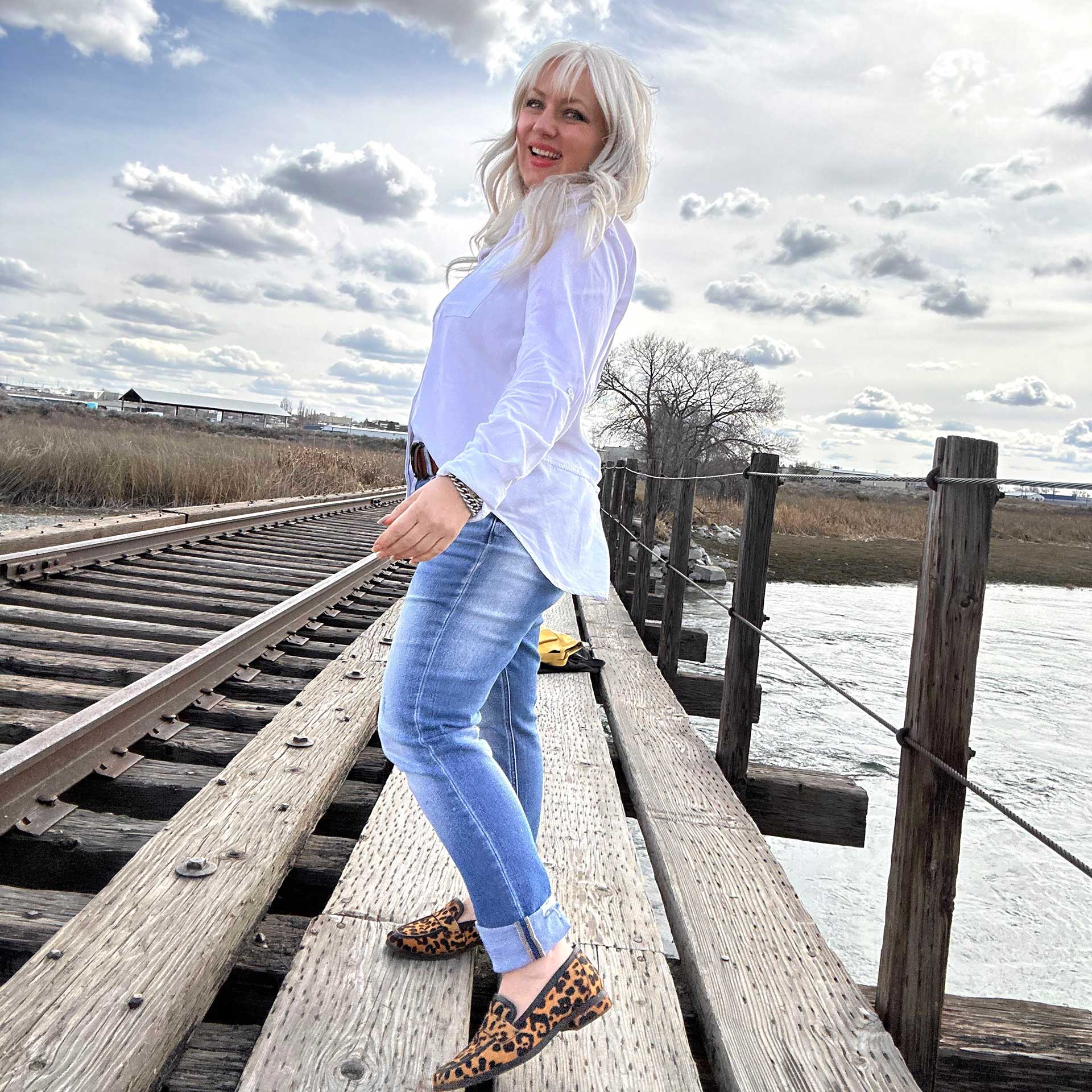 Riley Button-Up Shirt (White)