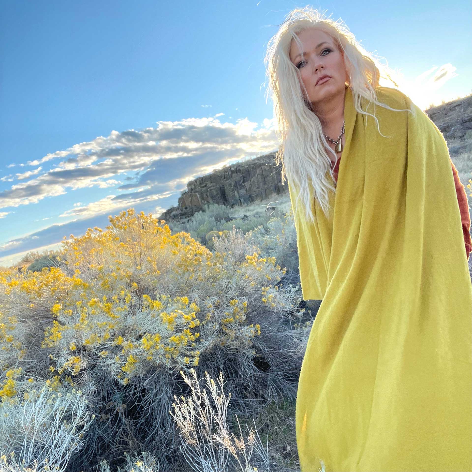 Sentiments Cashmere Wrap (Marigold)