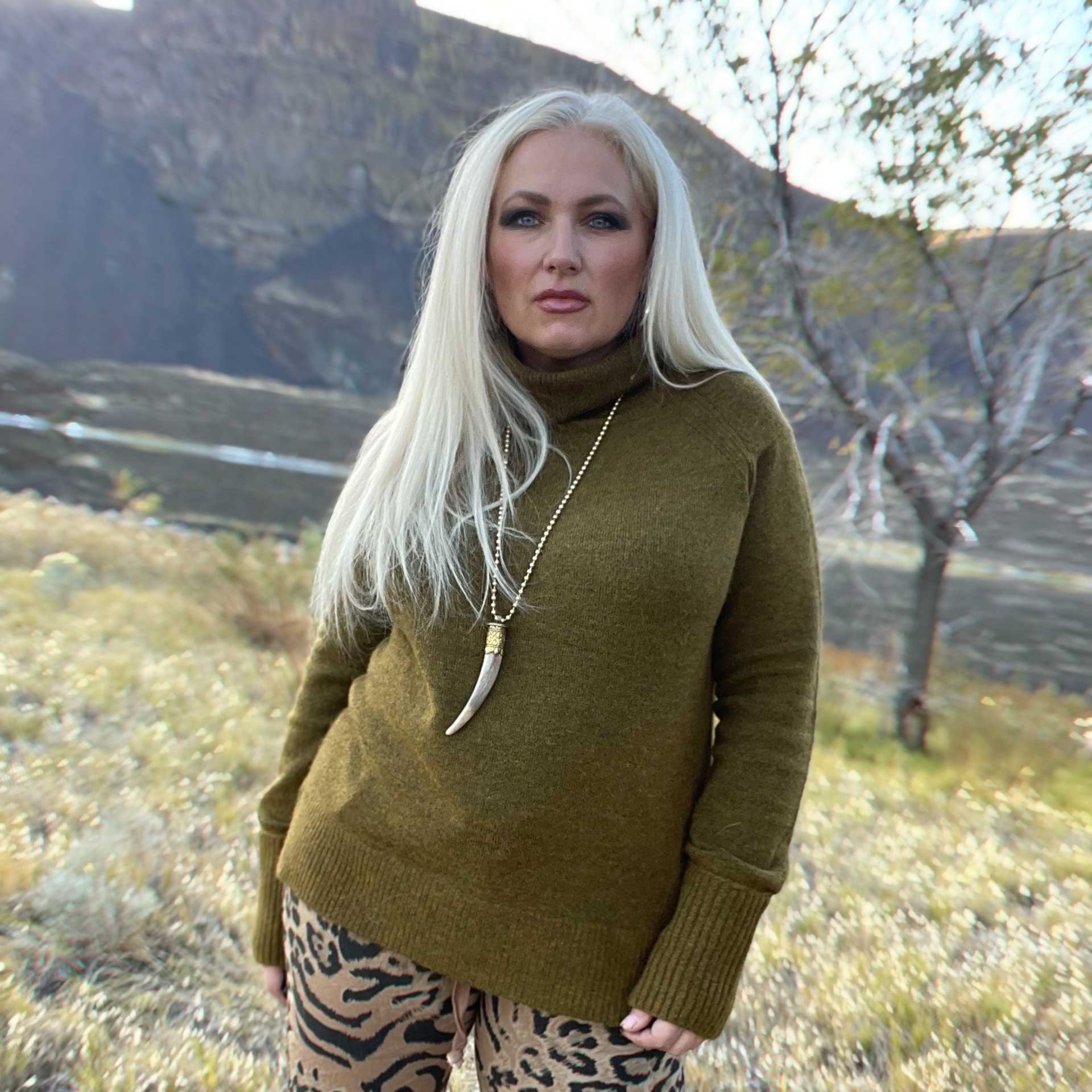 Serenity Turtleneck Sweater (Olive)