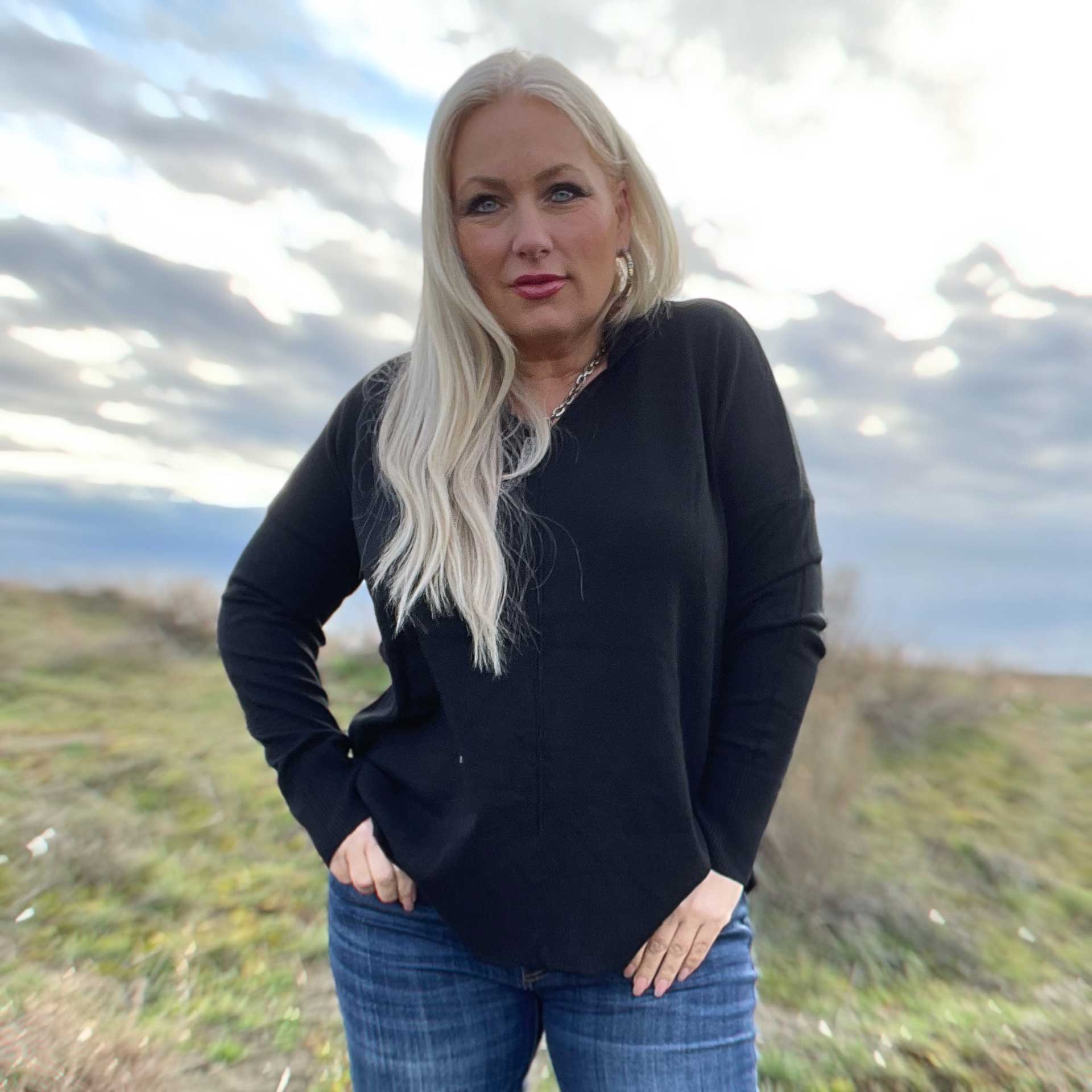Simple Truth Hooded Top (Black)