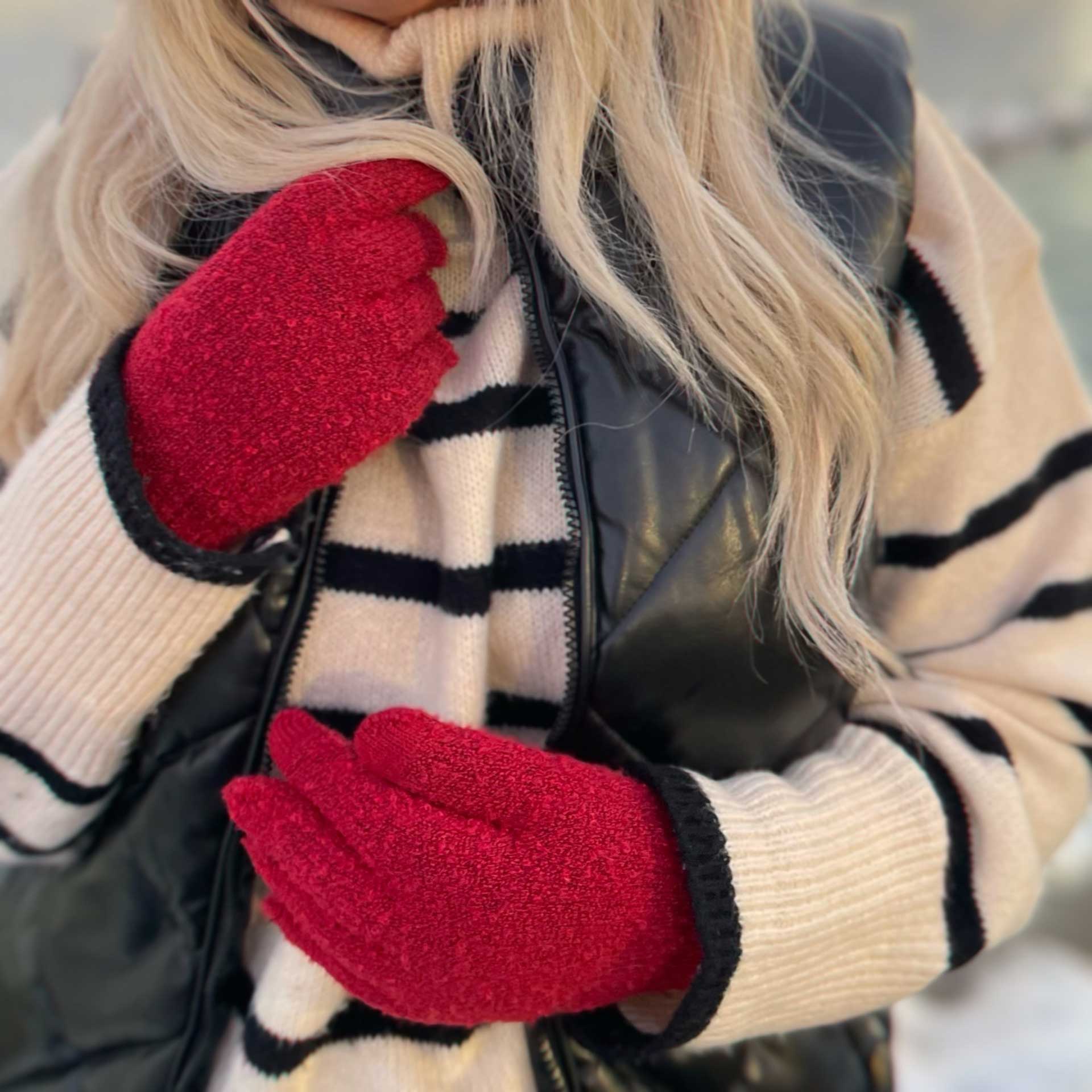 Stormi Gloves (Red)