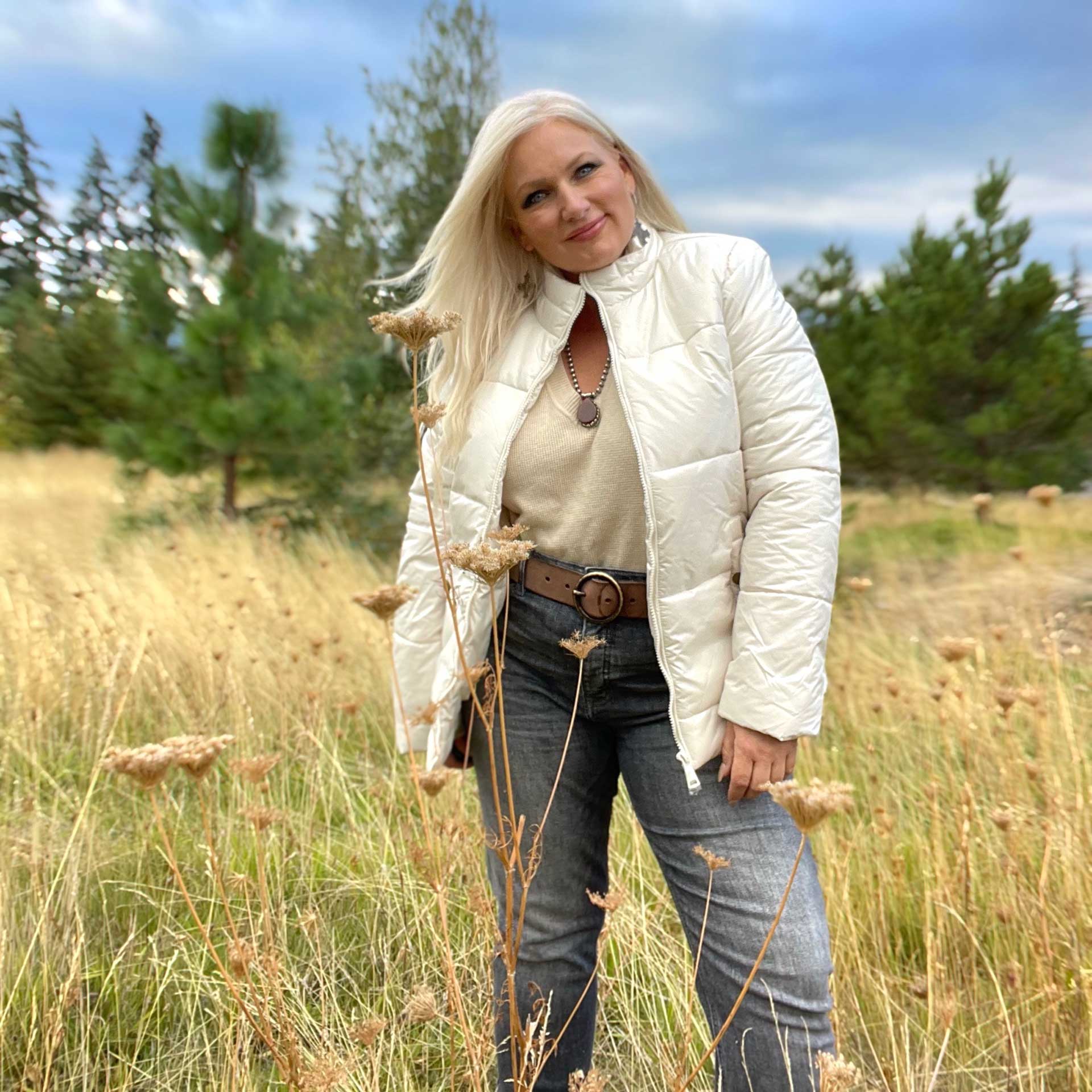 Sun Valley Puffer Jacket (Ivory)