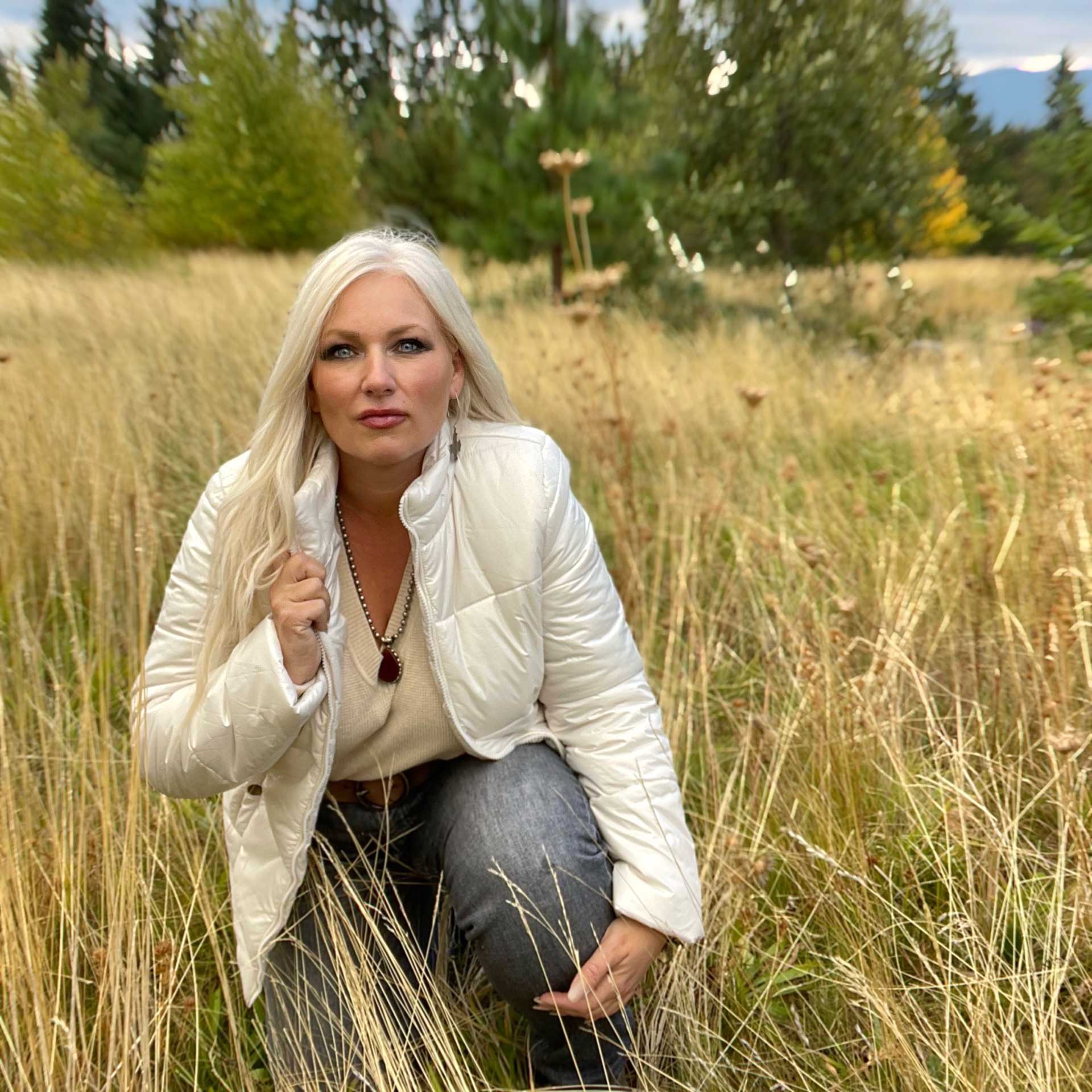 Sun Valley Puffer Jacket (Ivory)