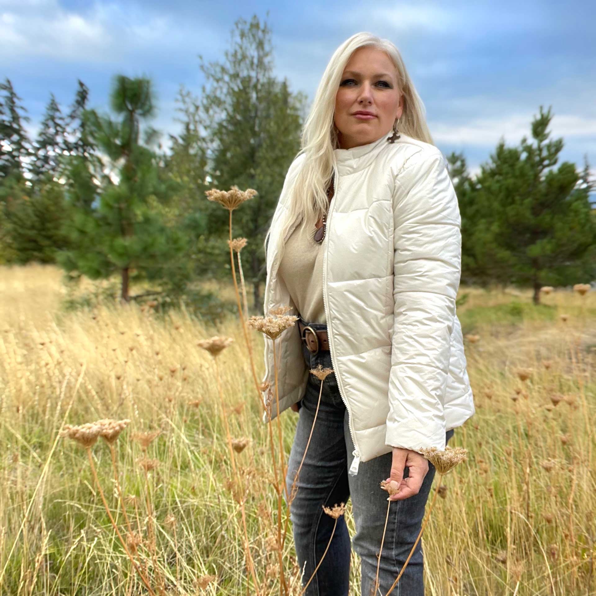 Sun Valley Puffer Jacket (Ivory)