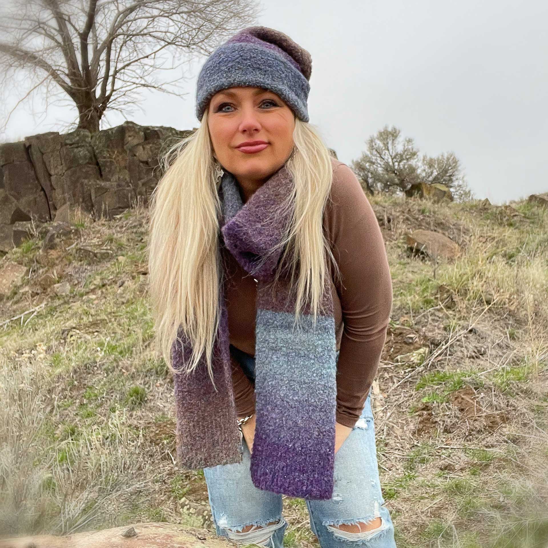 The Upside Ombré Shearling Scarf (Indigo)