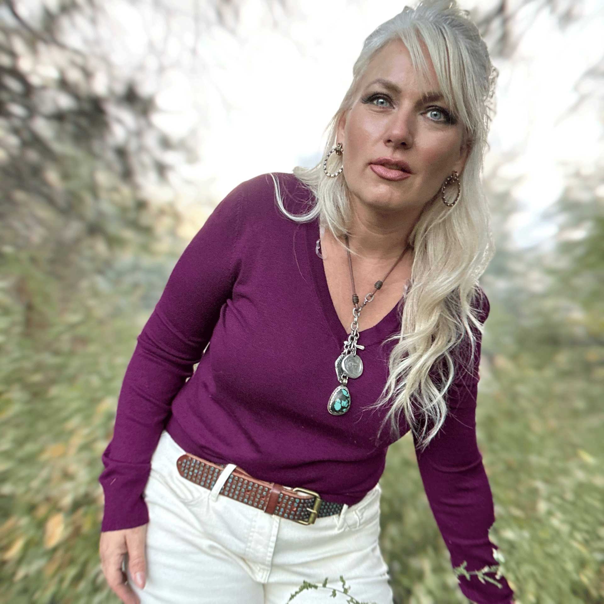 Vera Everyday Sweater (Magenta)