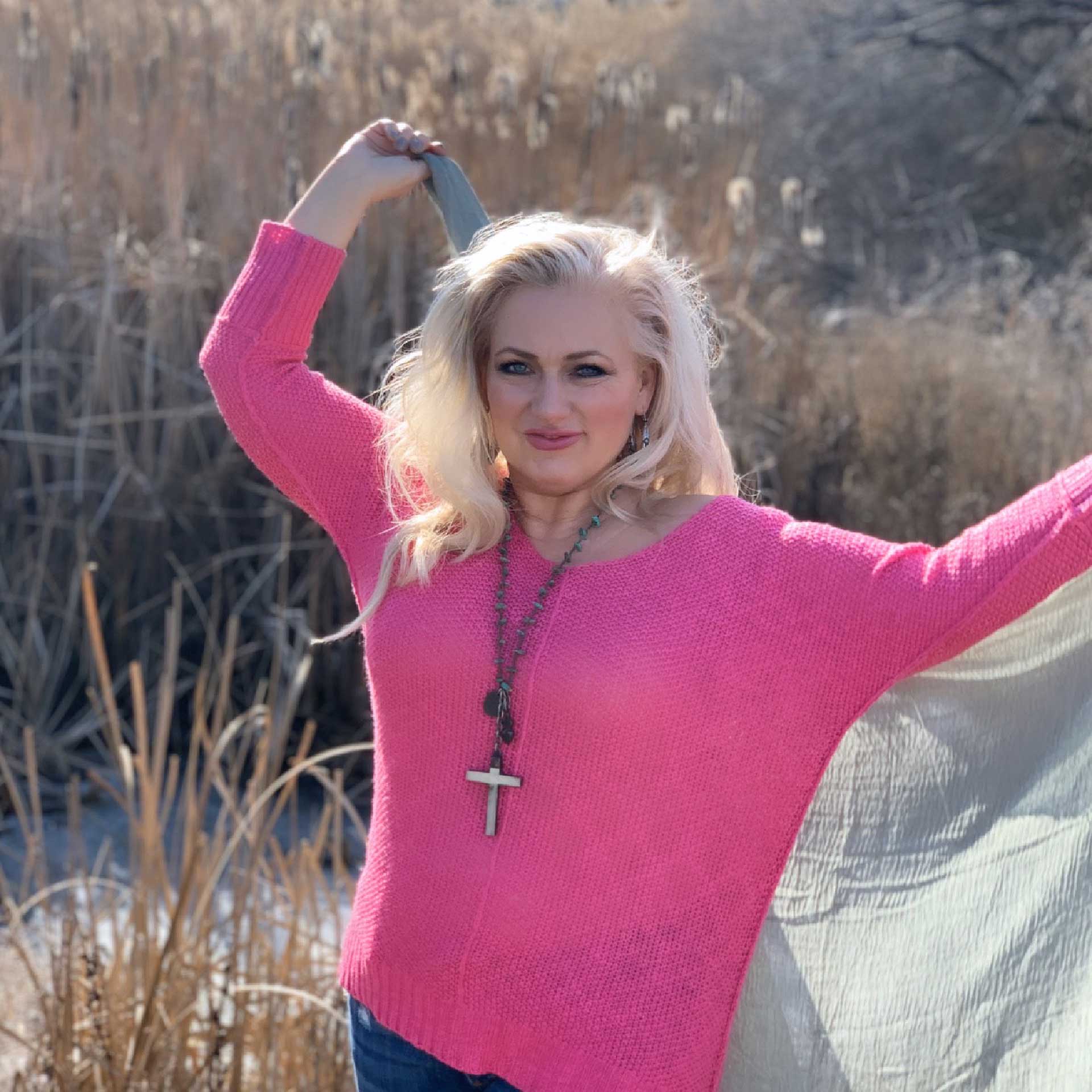 Zoe Lightweight Sweater (Fuchsia)
