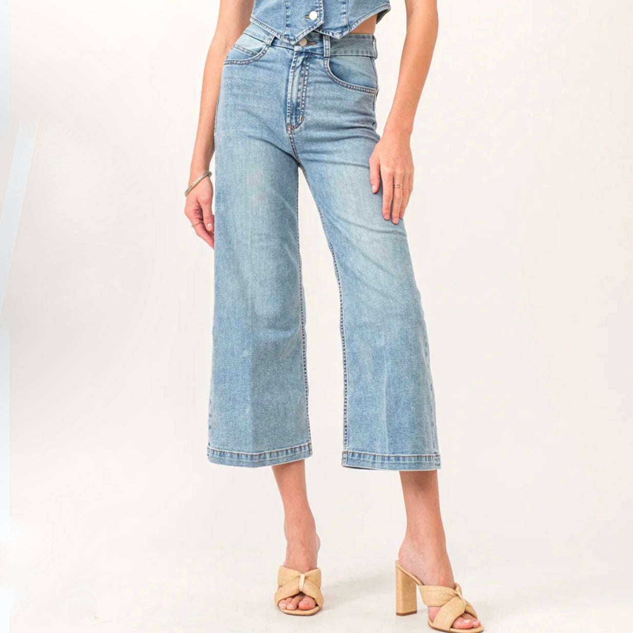 AUDREY SUPER HIGH RISE Cropped PANTS SHELBY CHAMBRAY