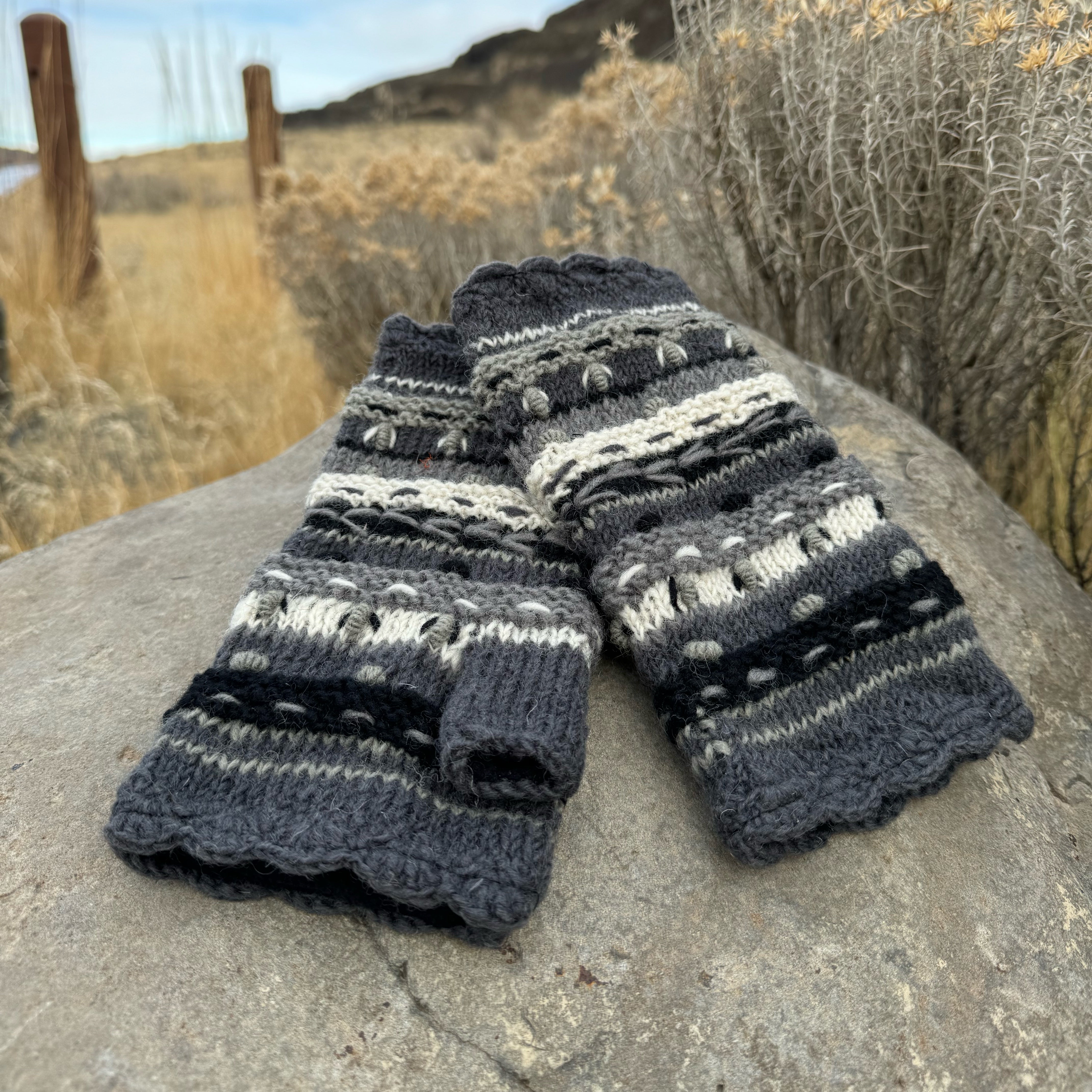 Woodland Fleece Lined Handwarmers  Gray