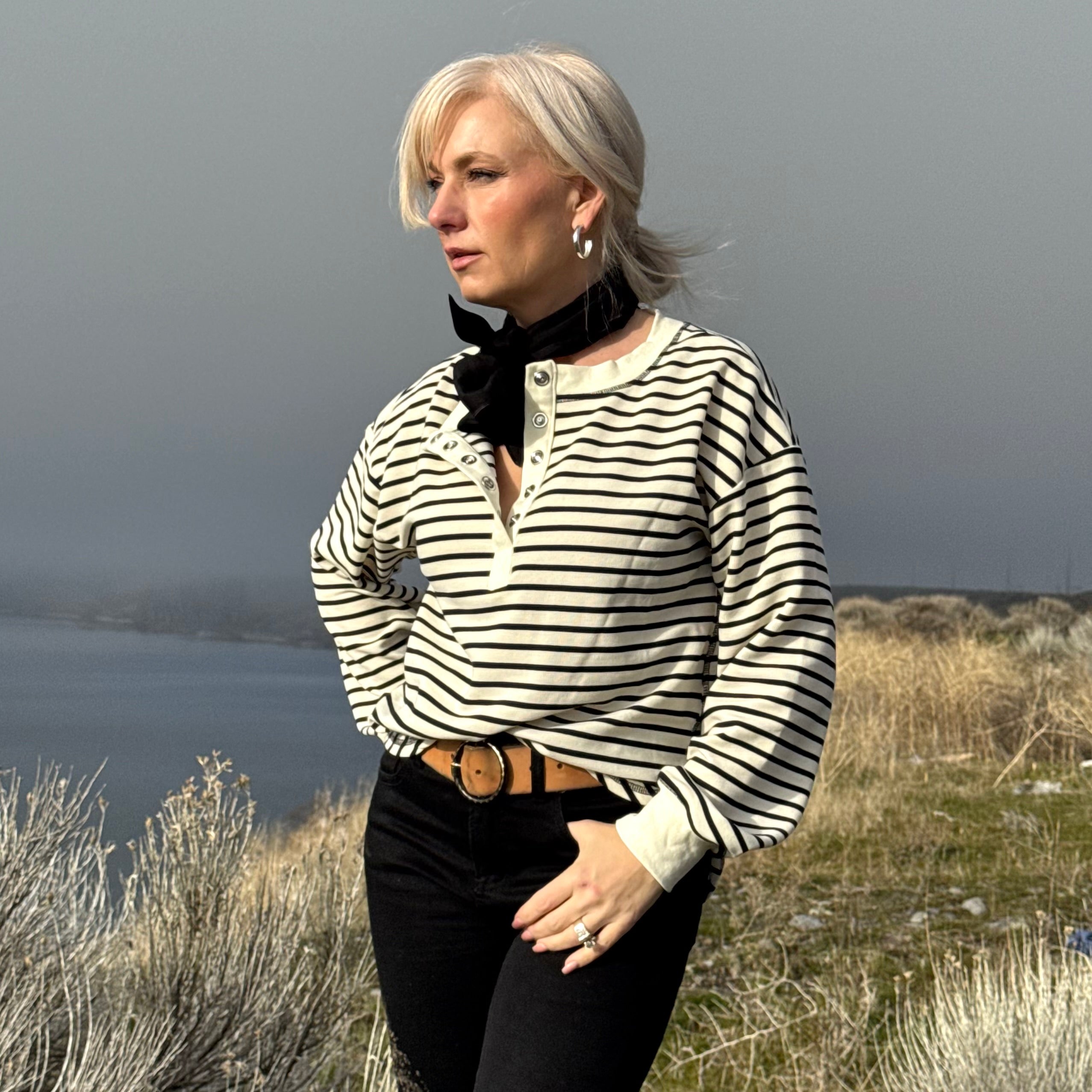 Canyon Stripe Henley Black