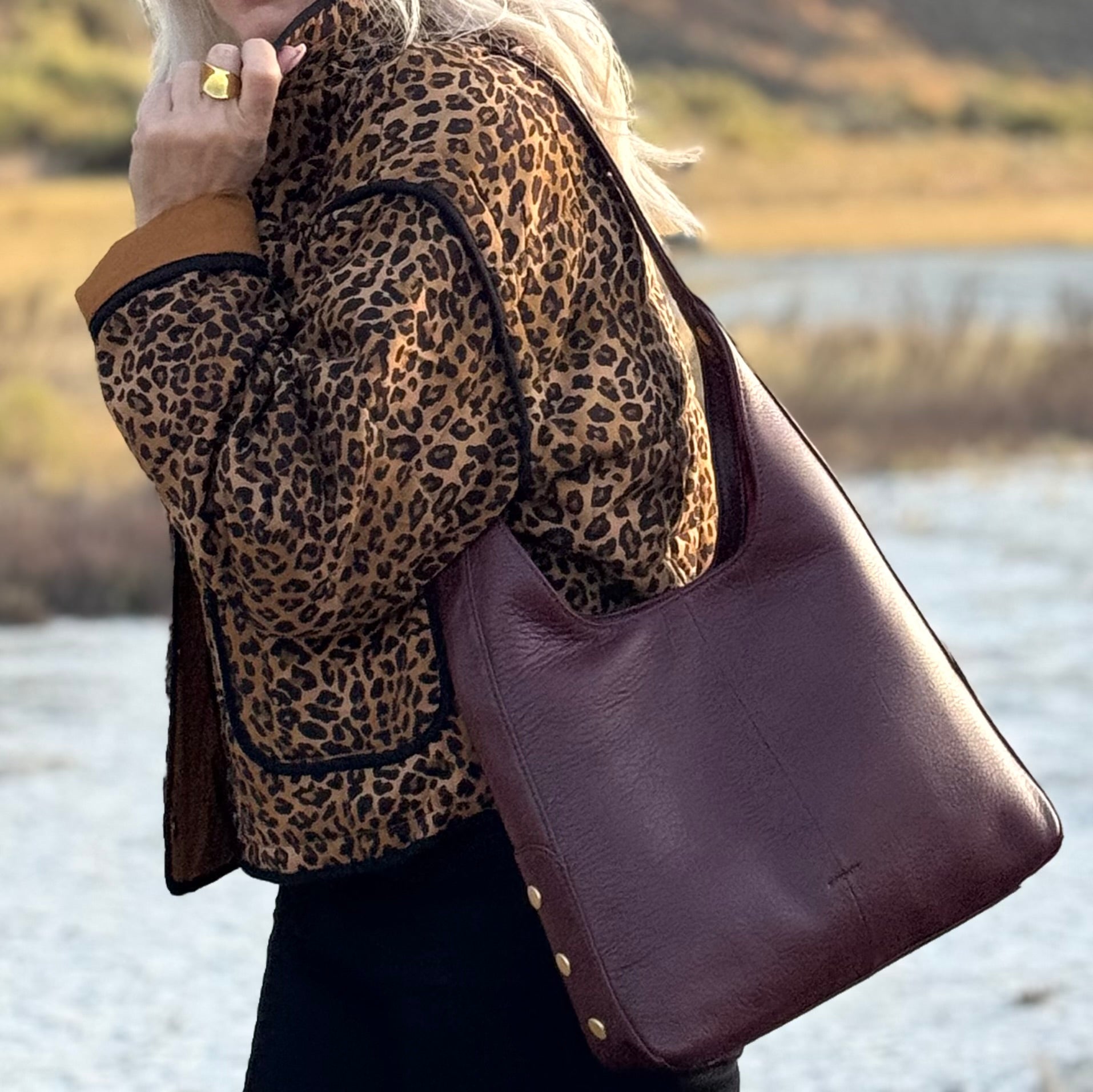 Hammitt TIM MED Cherrywood Pebble/Brushed Gold