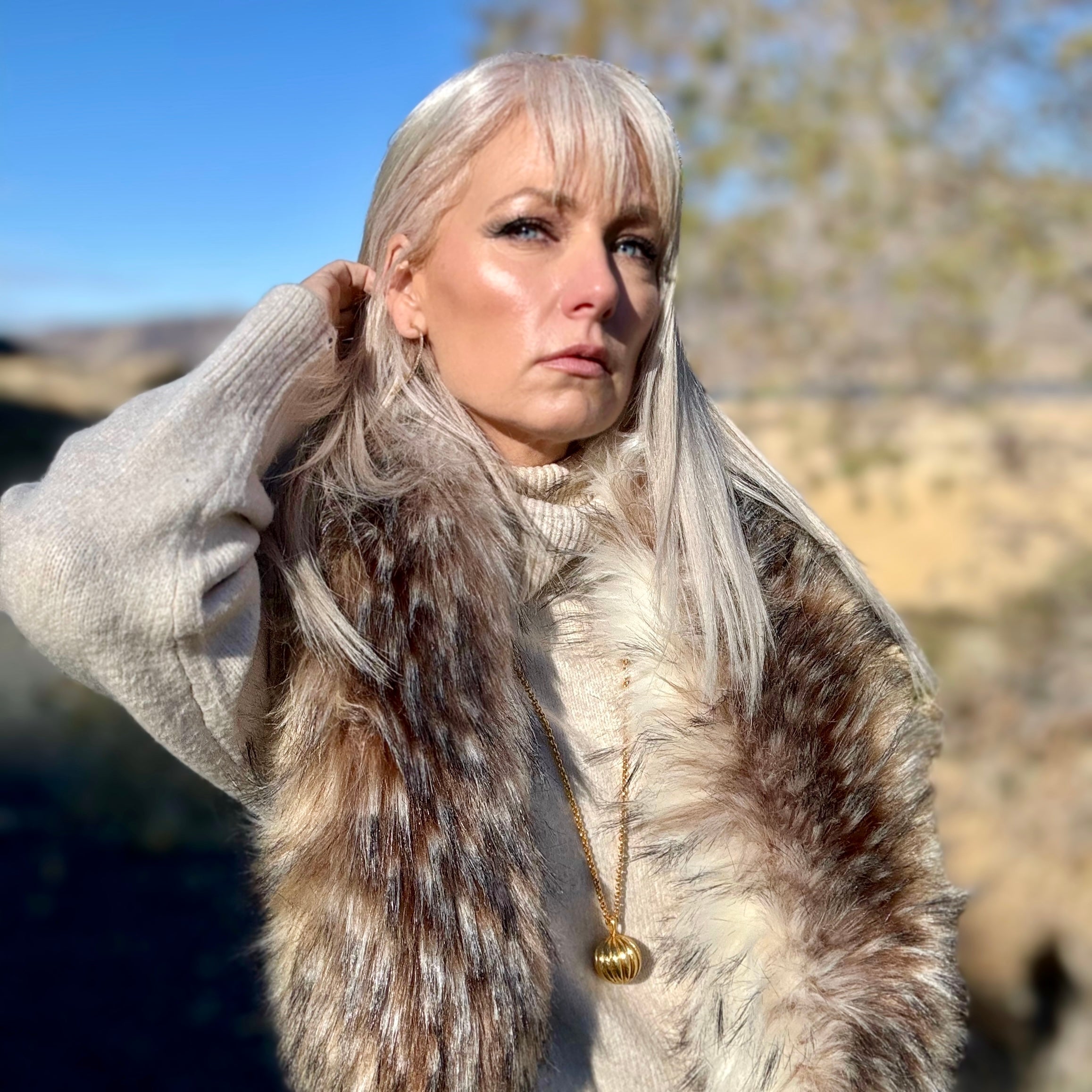 Arctic Wolf Faux Fur Loop Scarf