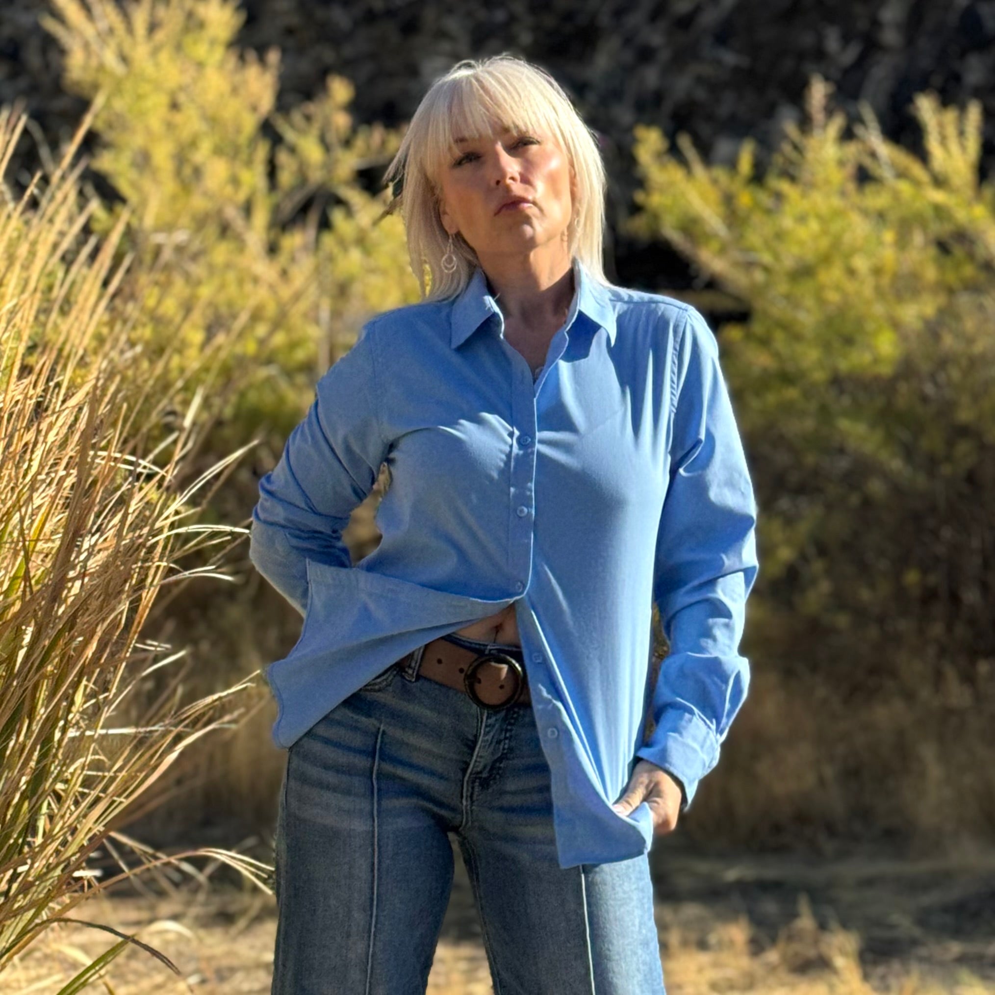 DESERT TRAVELER WRINKLE RESISTANT SHIRT Cornflower