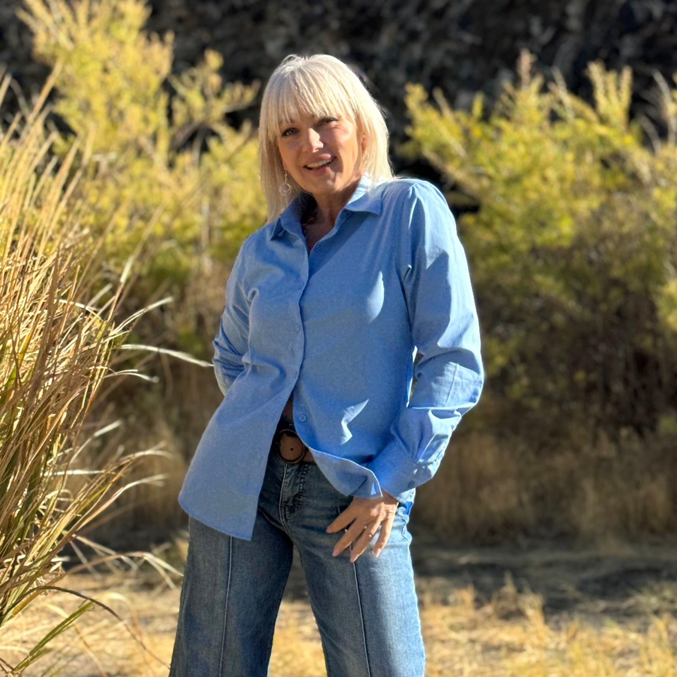 DESERT TRAVELER WRINKLE RESISTANT SHIRT Cornflower