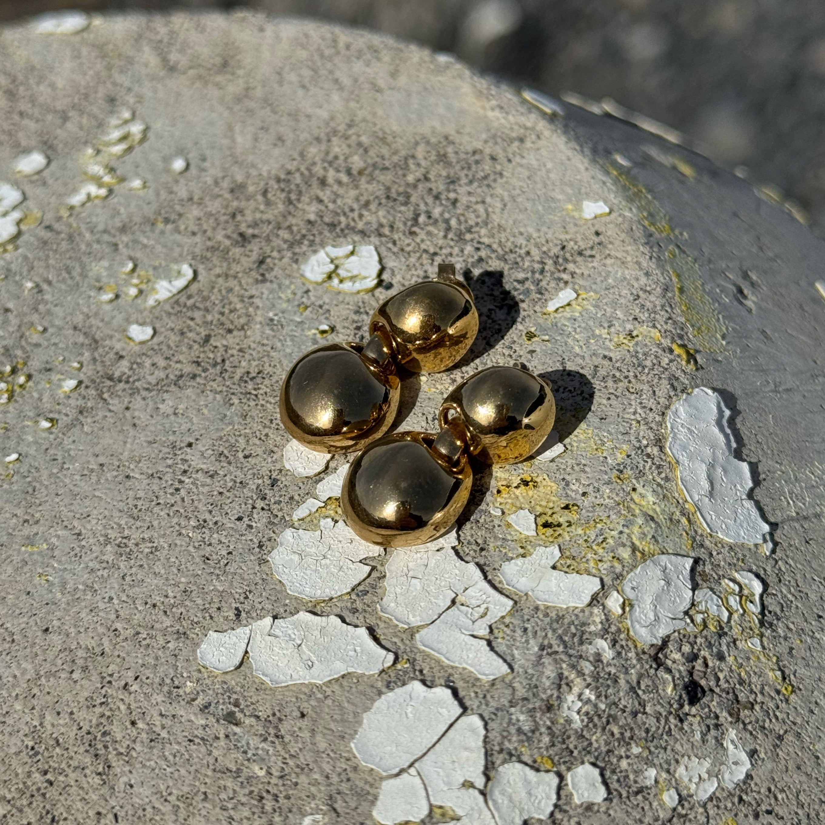 Uno de 50 Ser Intrepida Gold Earrings