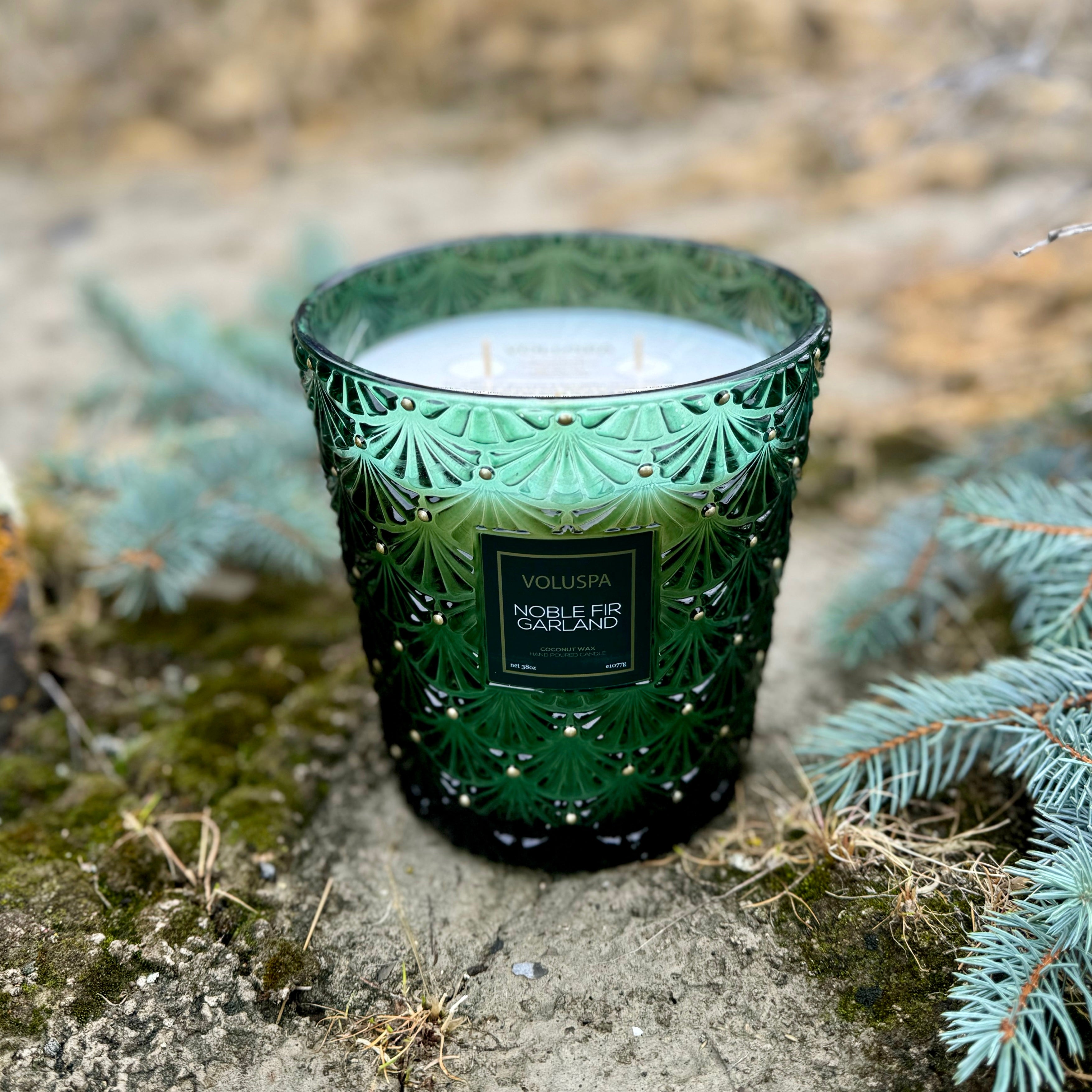 NOBLE FIR GARLAND 3 WICK HEARTH CANDLE