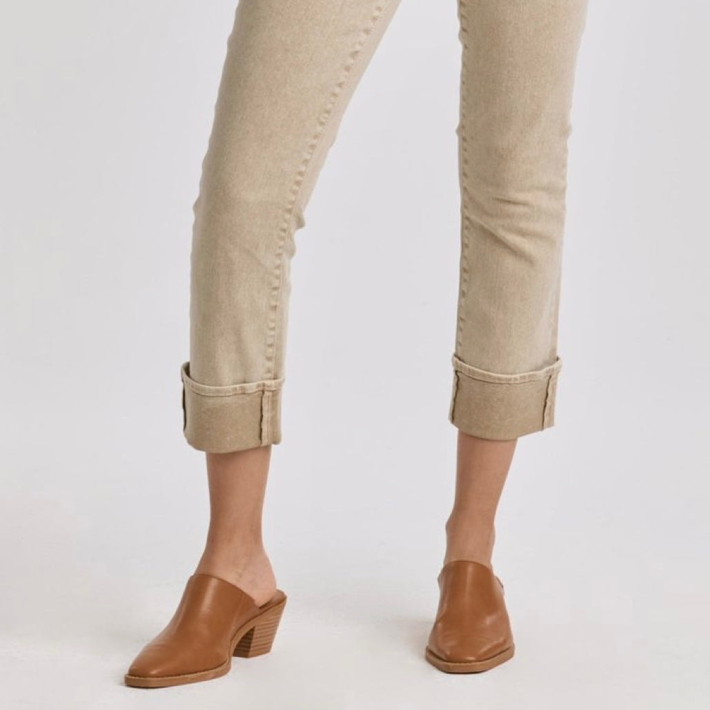 BLAIRE HIGH RISE CUFFED SLIM STRAIGHT JEANS GOLDEN ROAD my