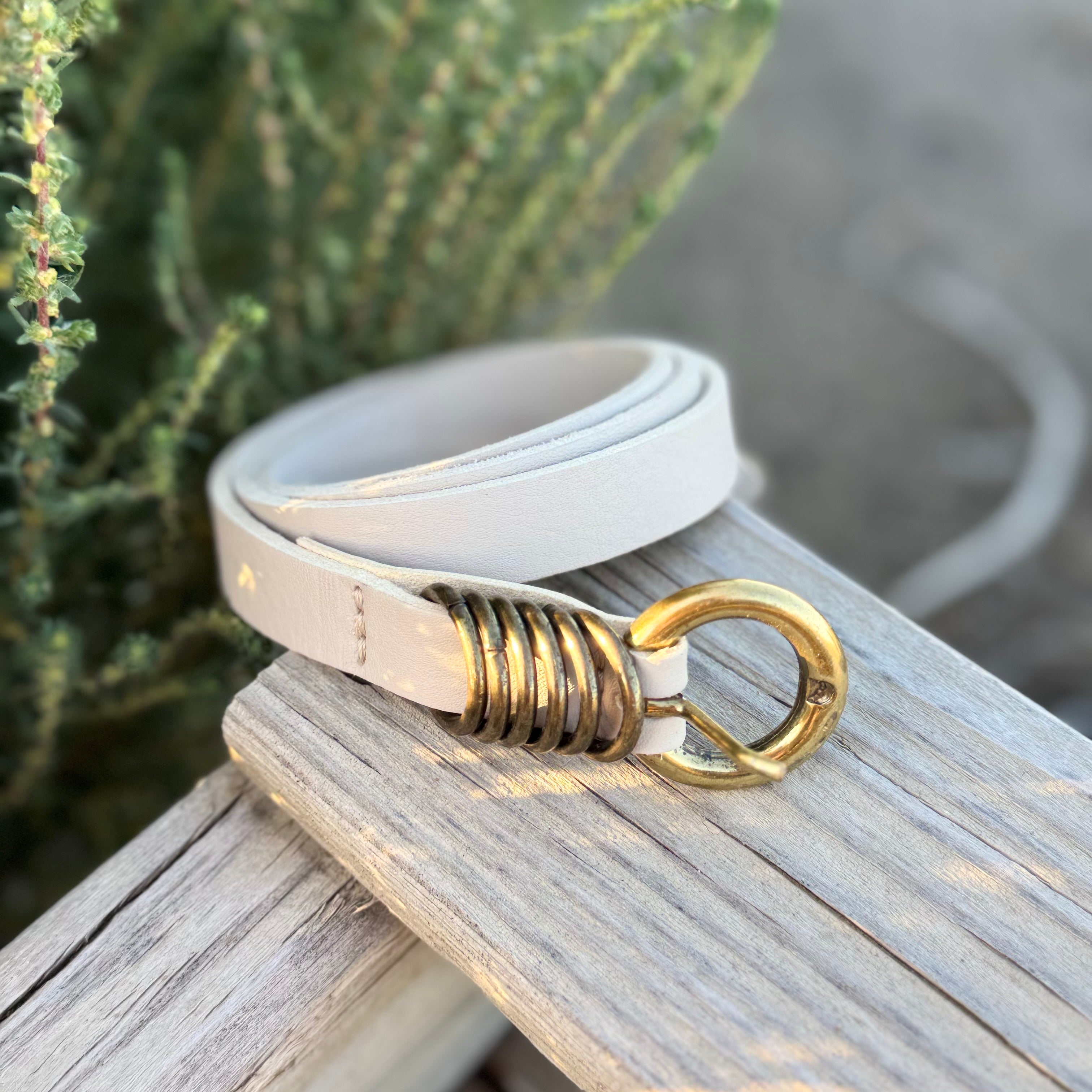 Alie Skinny Leather Belt Ivory