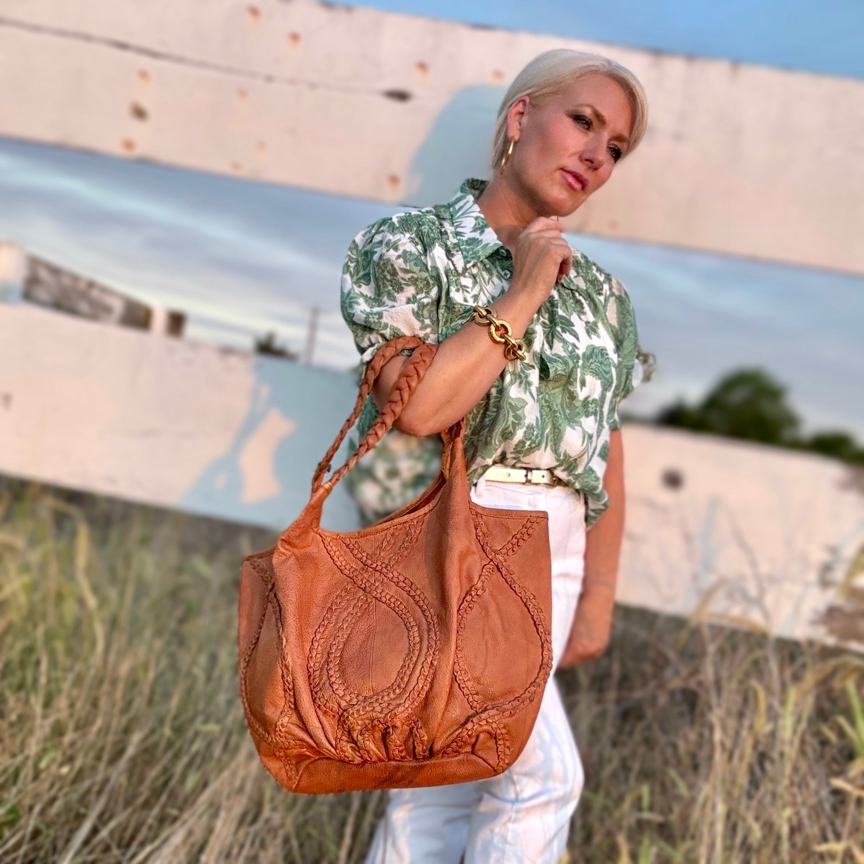 Presley Tote (Cognac)