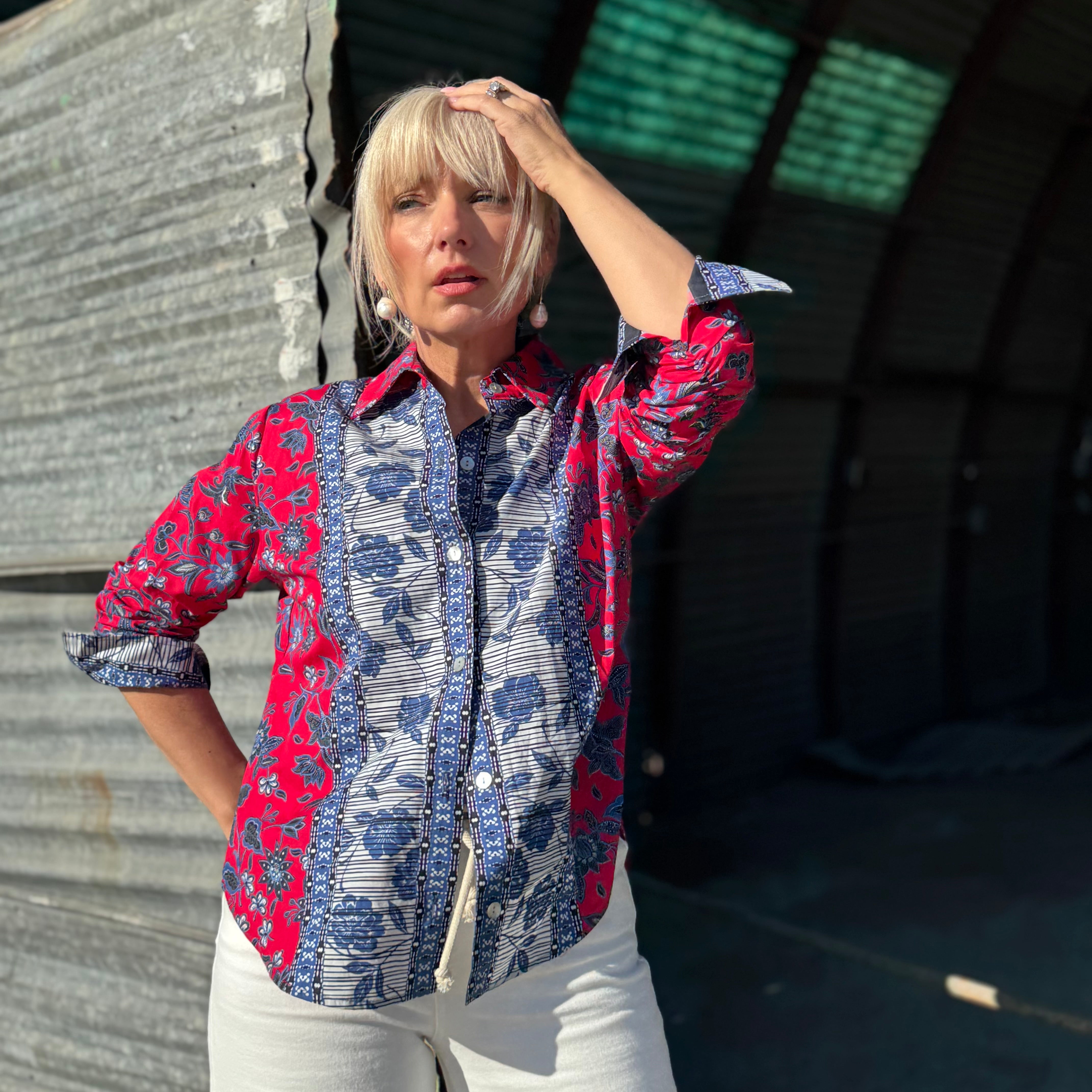 Ruched Sleeve Border Print Shirt