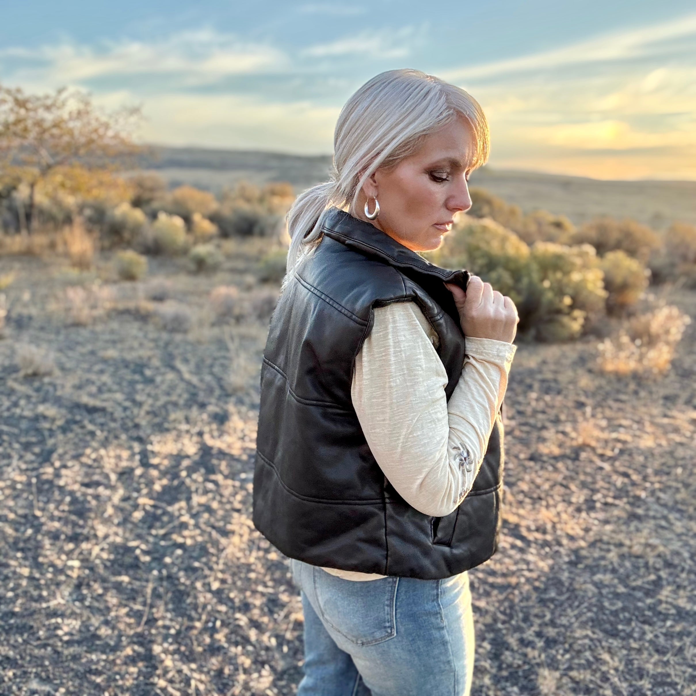 BURNISHED FAUX LEATHER VEST (Charcoal Brown)