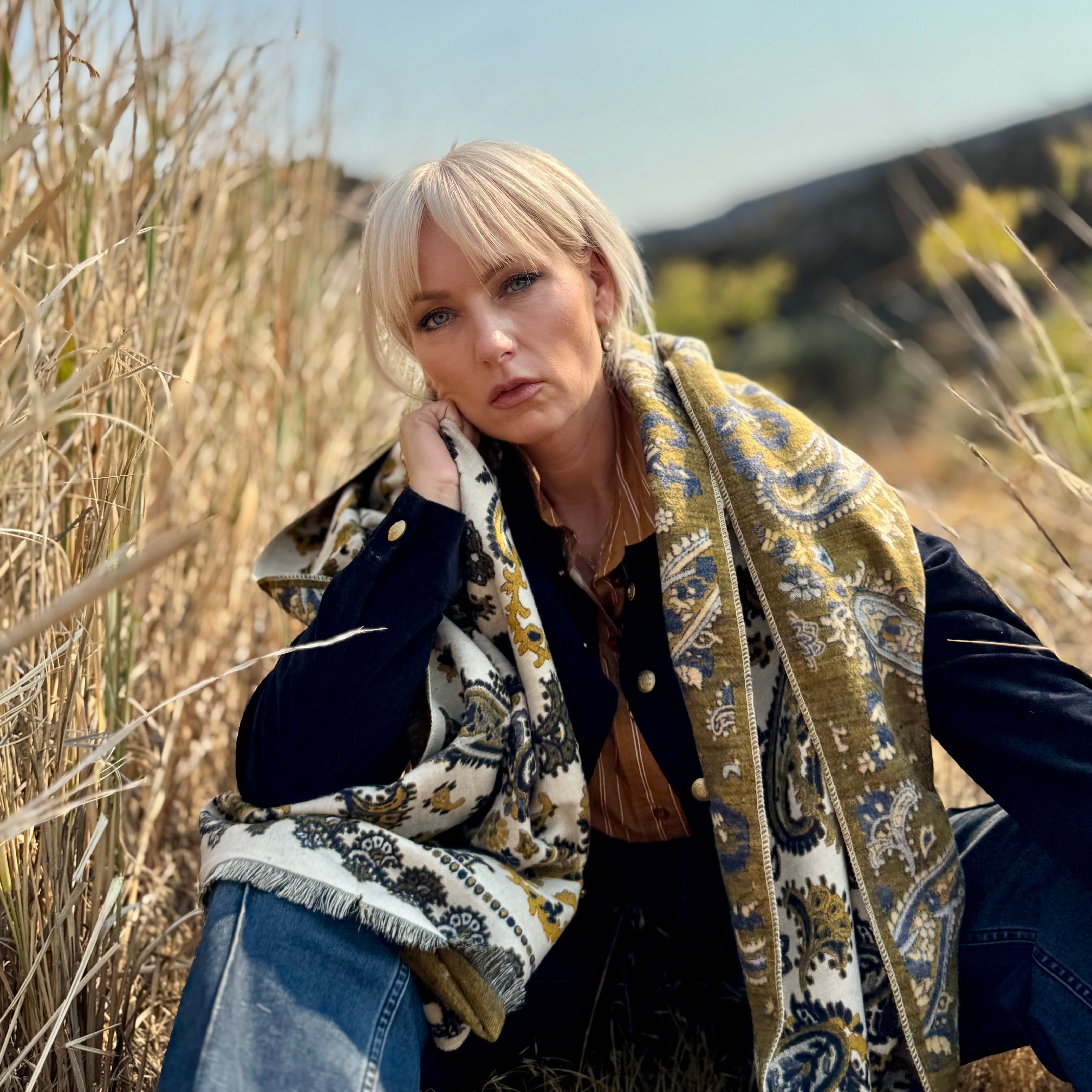 Golden Paisley Tapestry Scarf