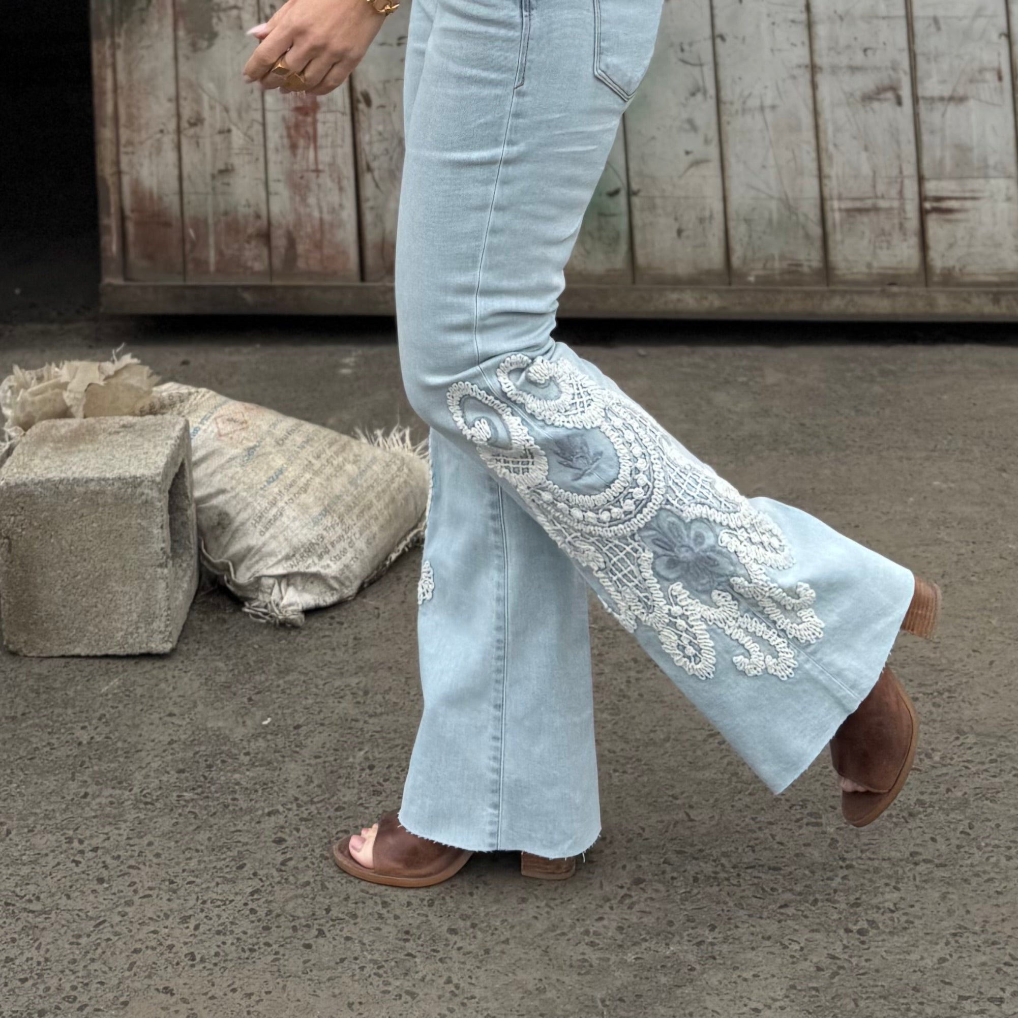 Rosa Flare Jean