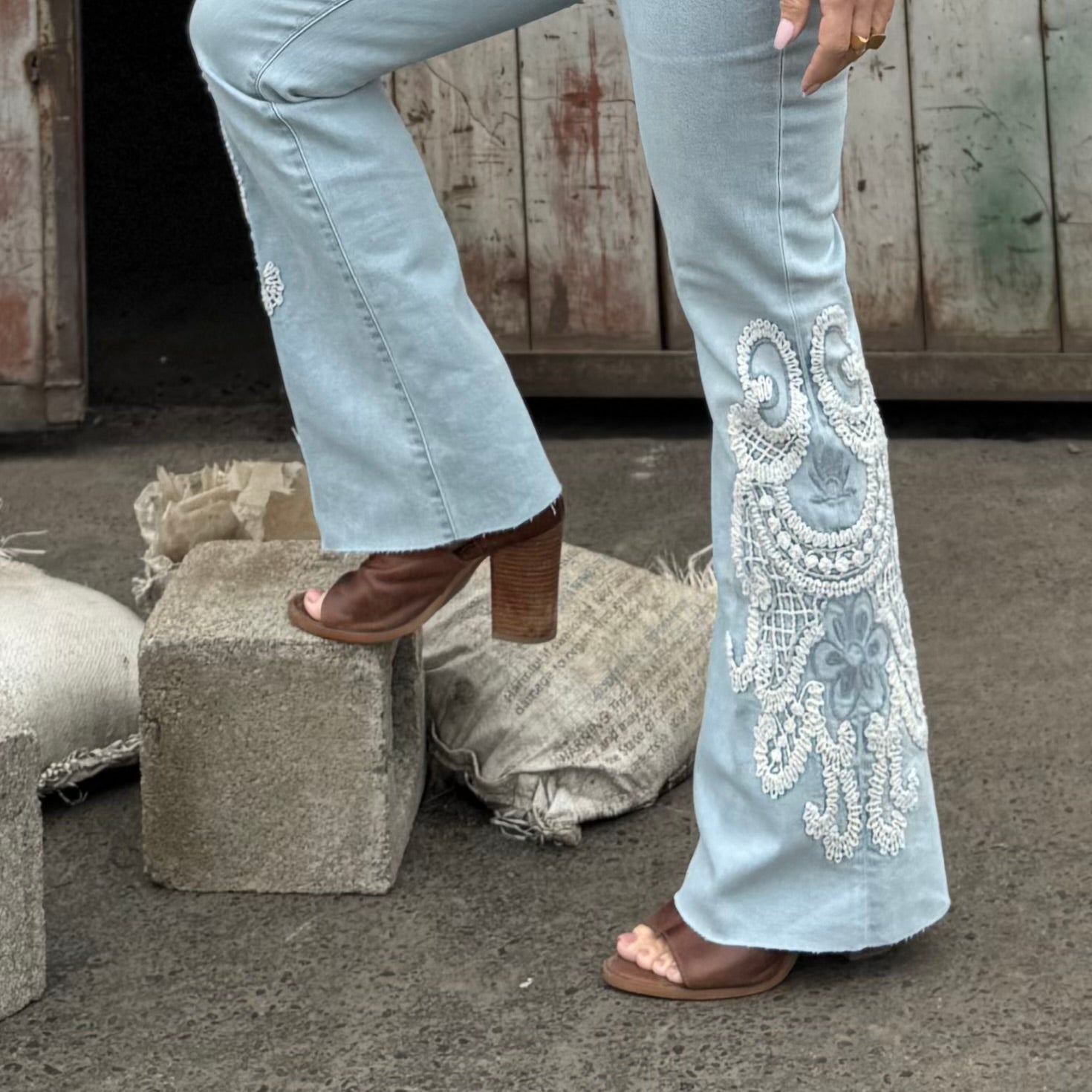 Rosa Flare Jean