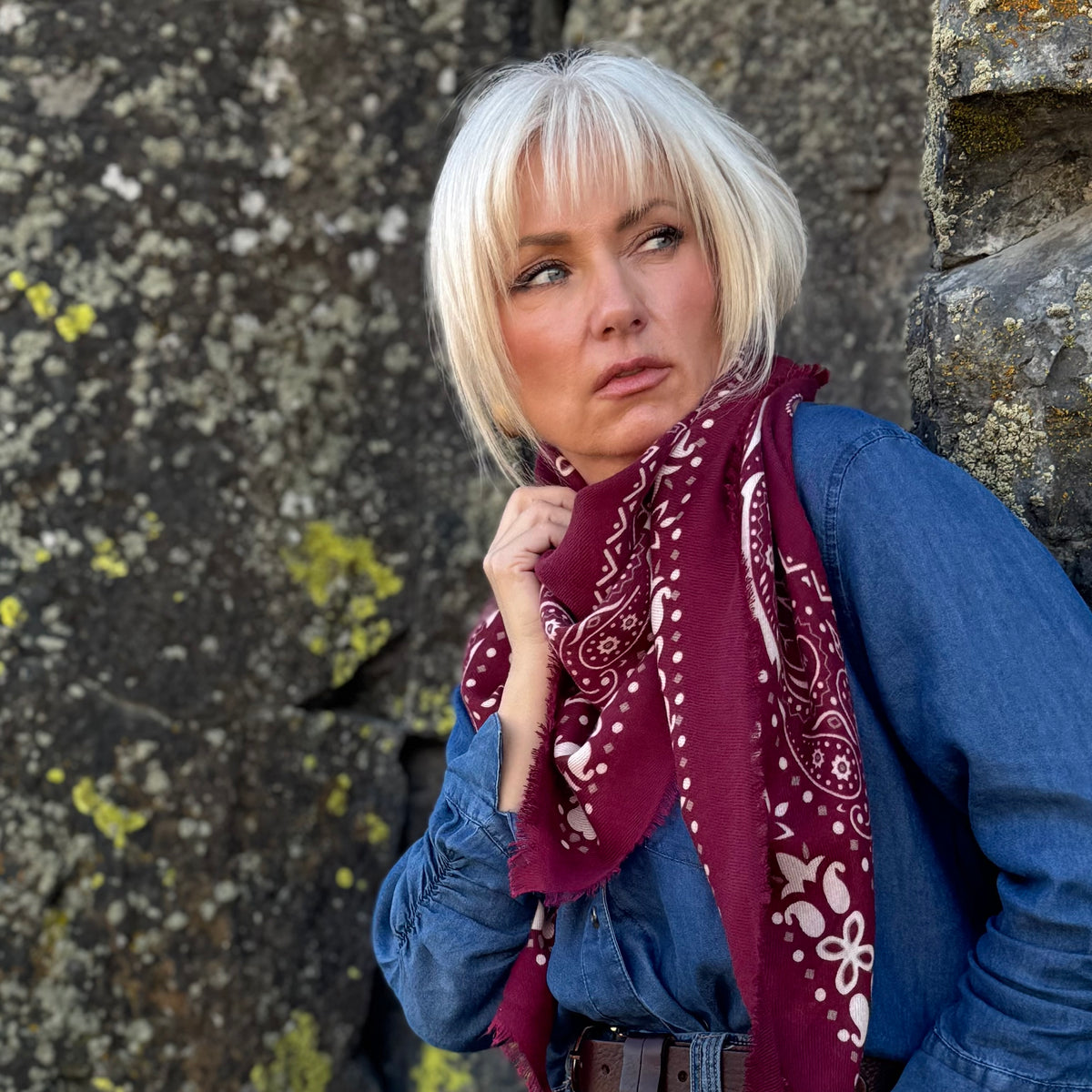 The Cashmere Feel Bandana Scarf Burgundy