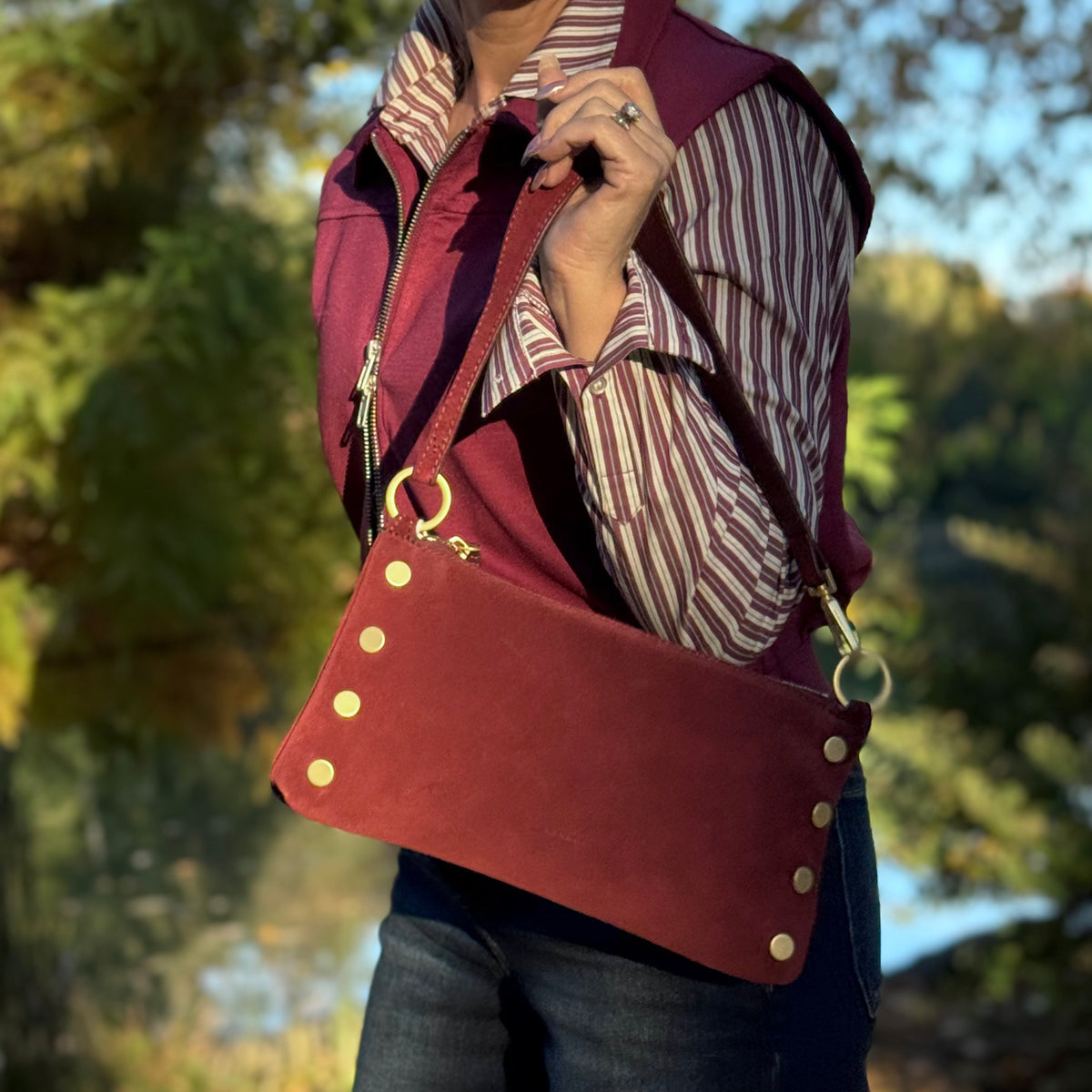 Hammitt Kyle Sml Cherrywood Suede/Brushed Gold
