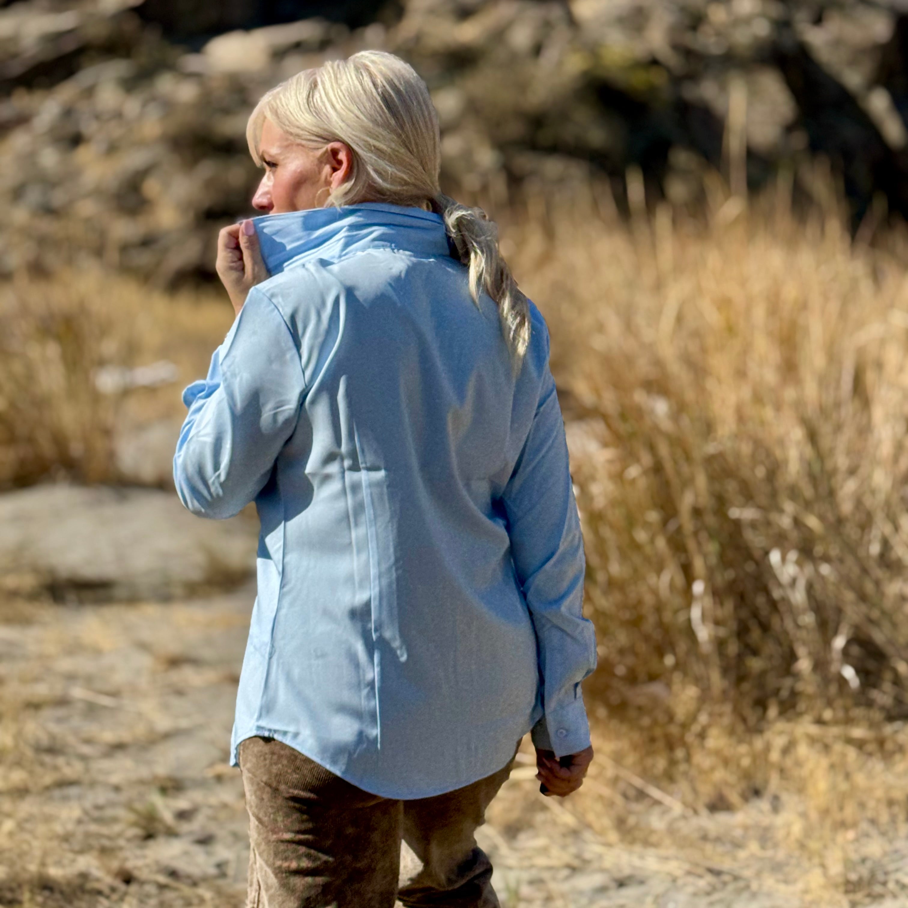 THE CITY STRETCH BUTTON UP Ice Blue
