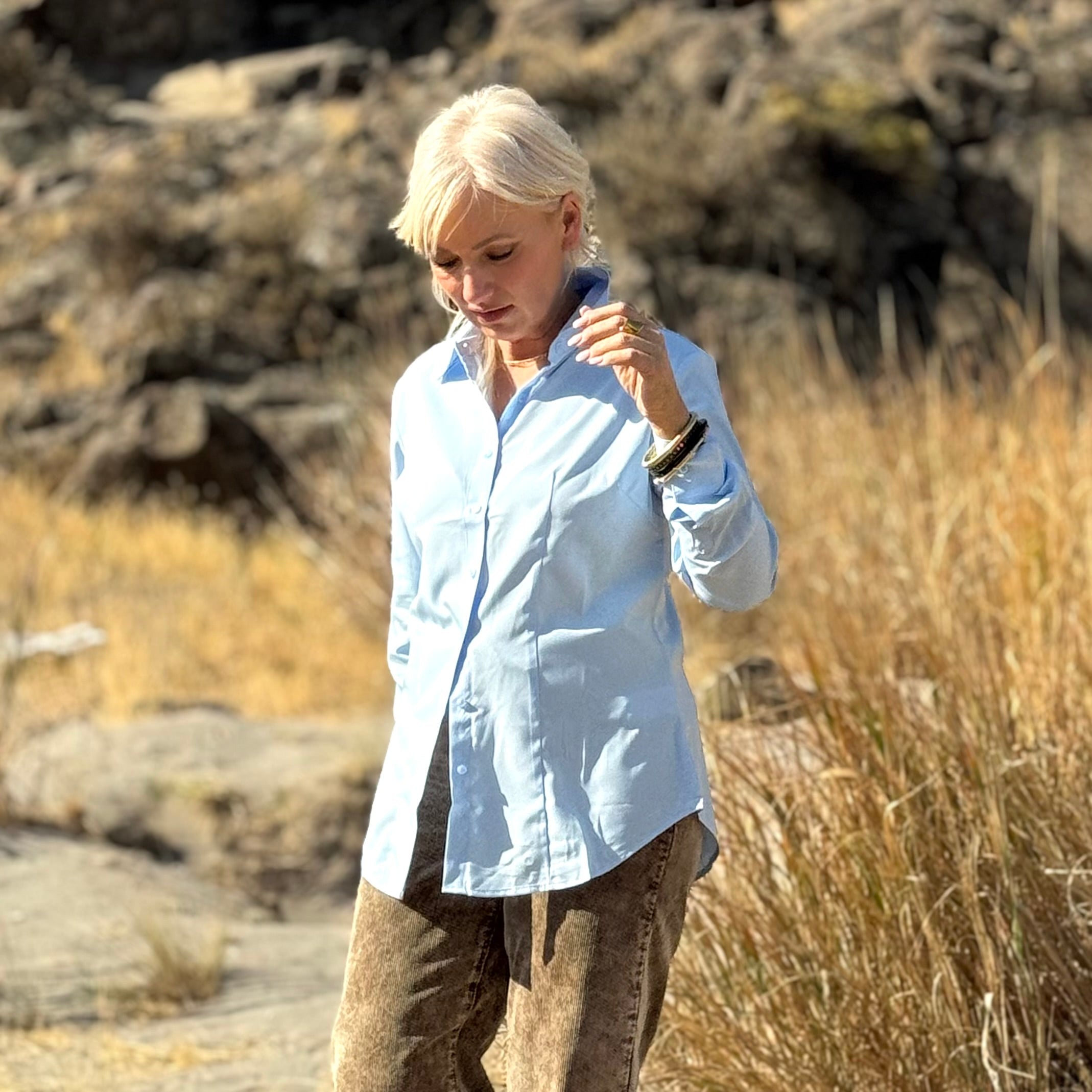 THE CITY STRETCH BUTTON UP Ice Blue