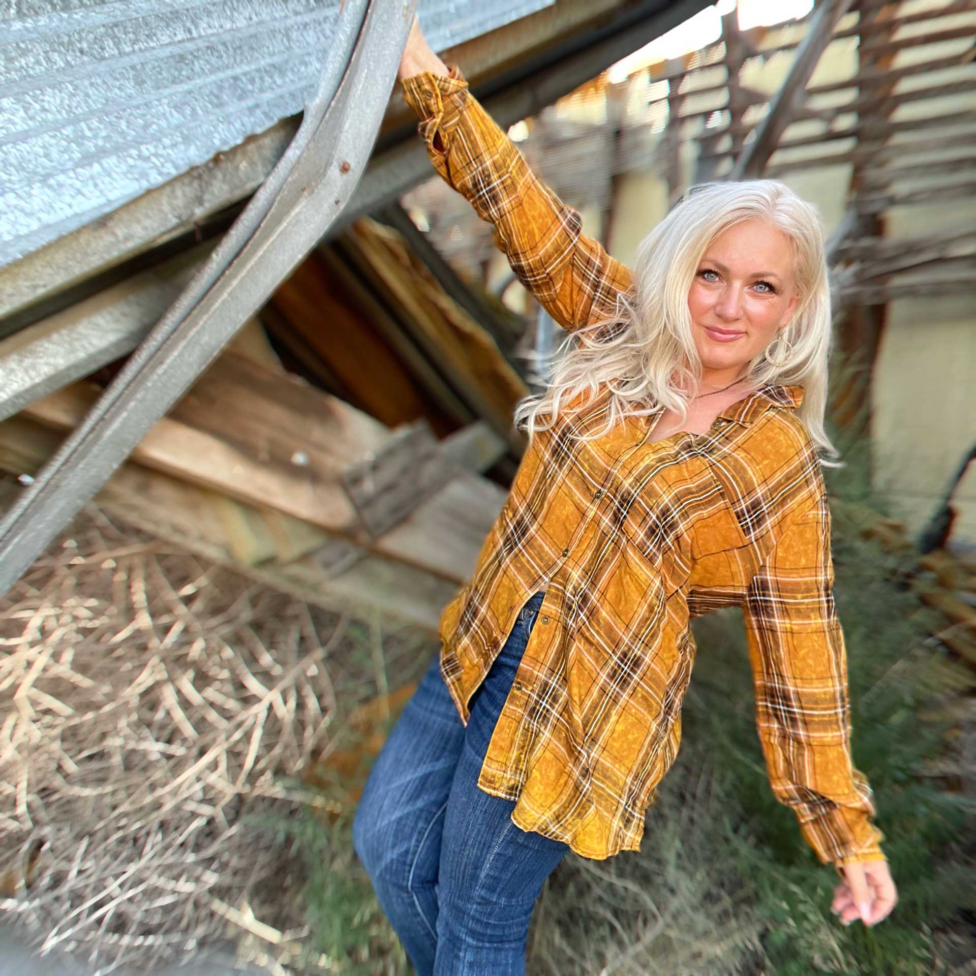 Gabby Acid Washed Plaid Shirt (Pumpkin)