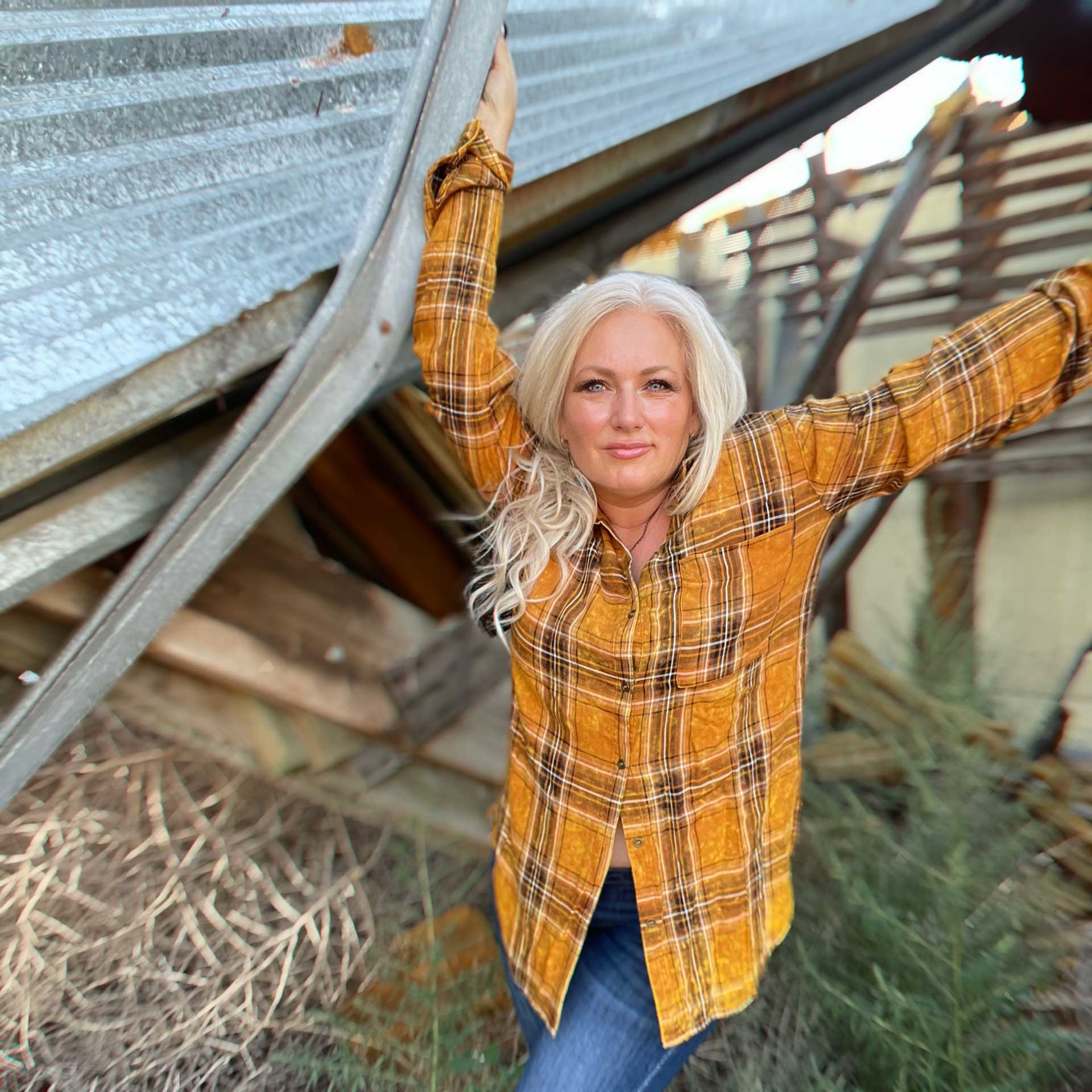 Gabby Acid Washed Plaid Shirt (Pumpkin)