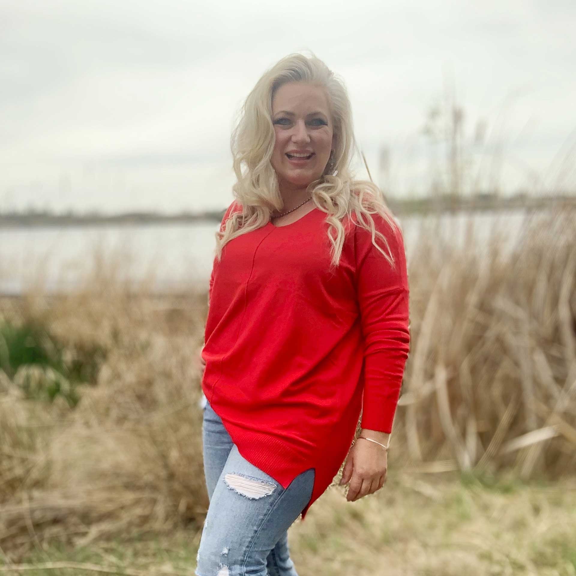 Simple Truth Pullover (Red)