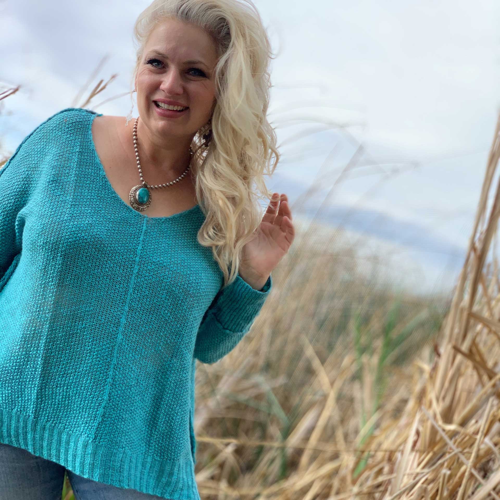 Zoe Lightweight Sweater (Turquoise)