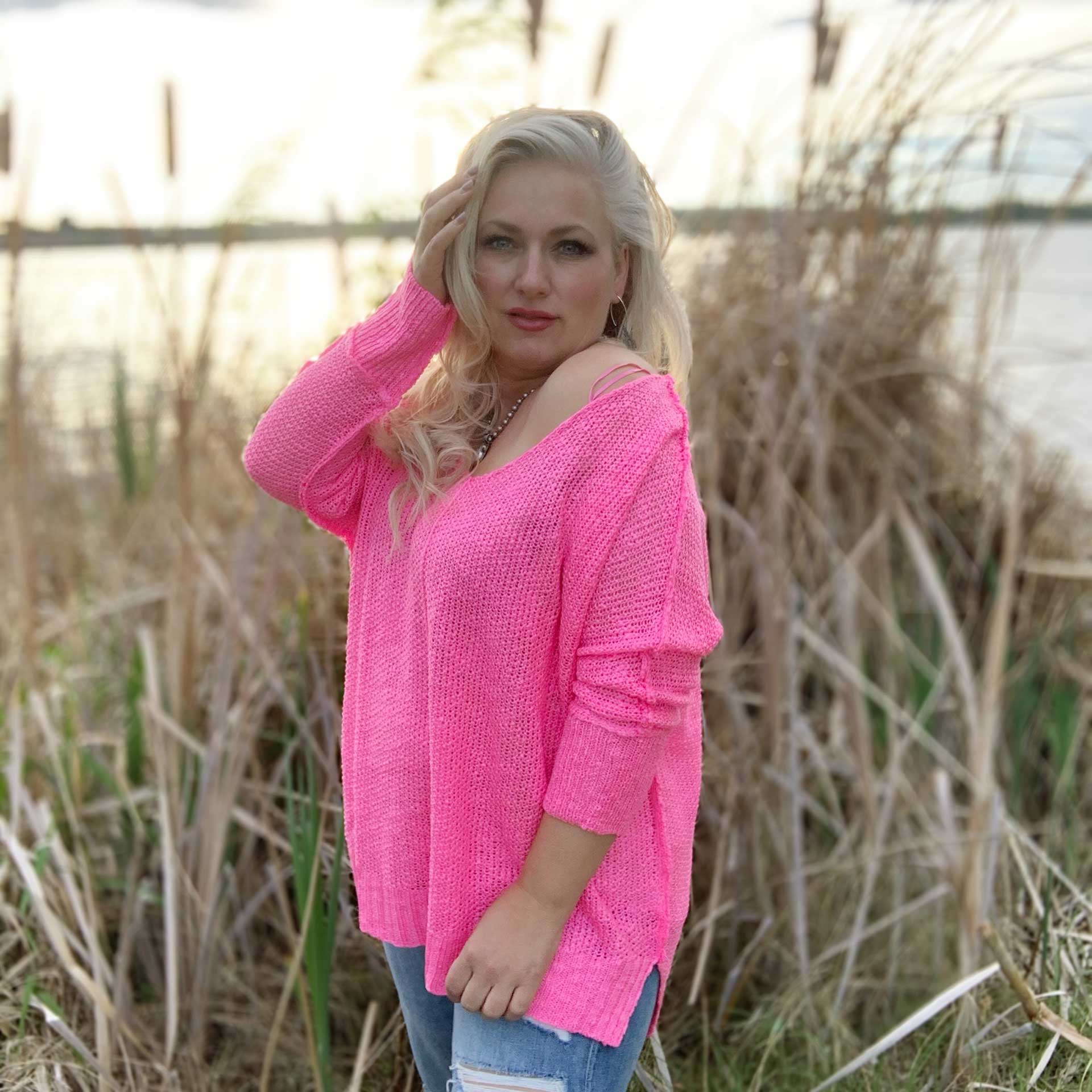 Zoe Lightweight Sweater (Ultra Pink)